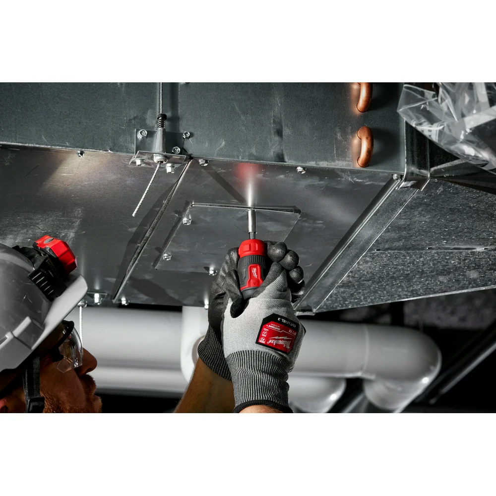 Milwaukee 8-in-1 Compact Multi-Bit Screwdriver - Image 8