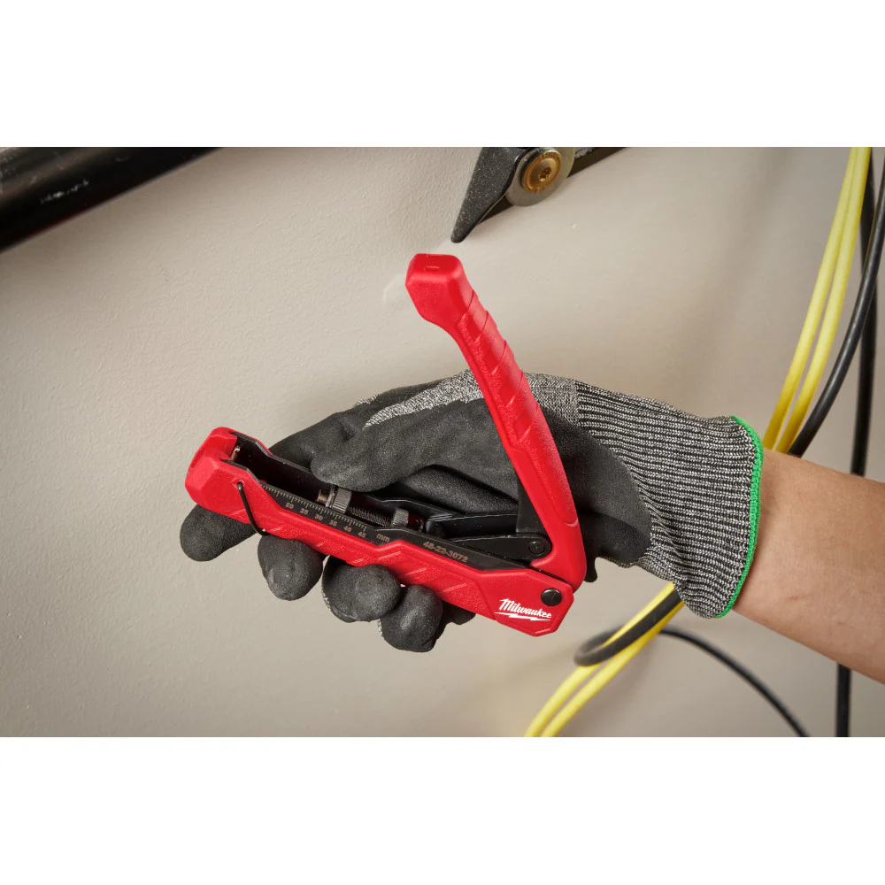 Milwaukee Coax Compression Crimper - Image 4