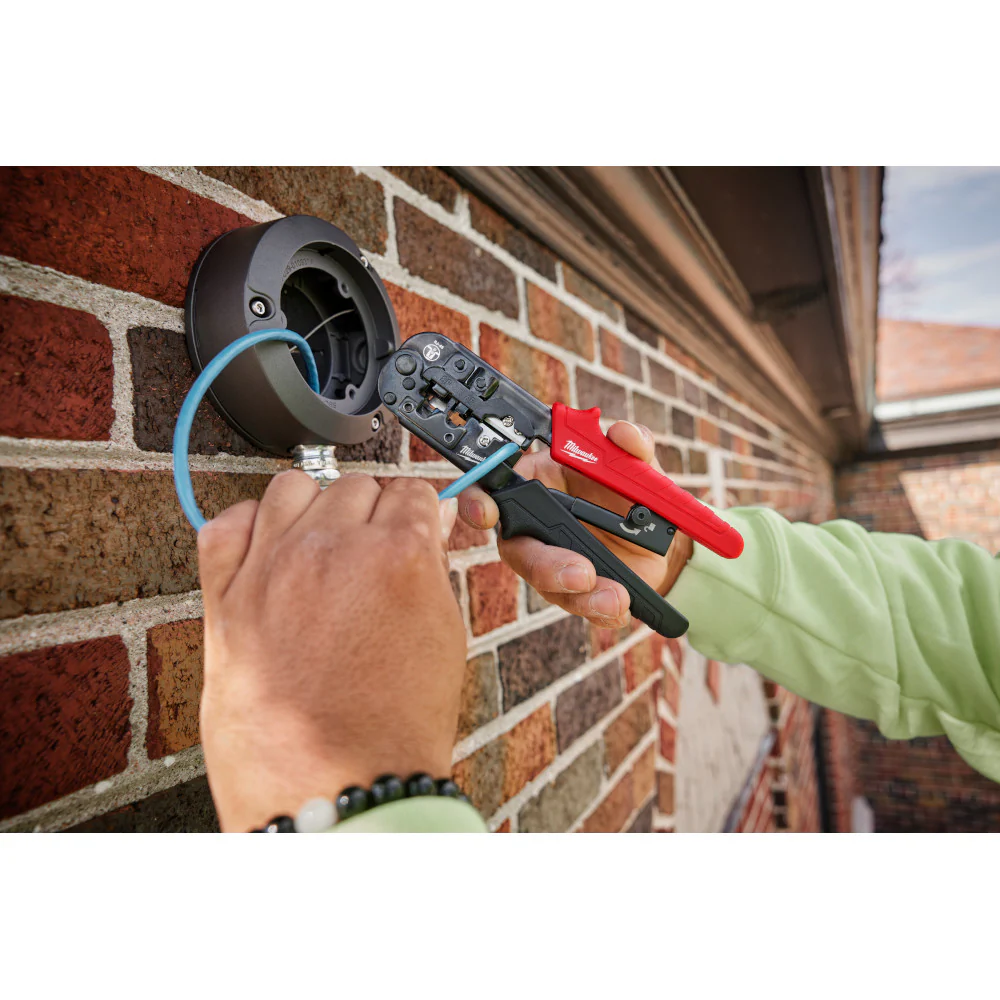 Milwaukee Ratcheting Pass-Through Crimper & Stripper - Image 5