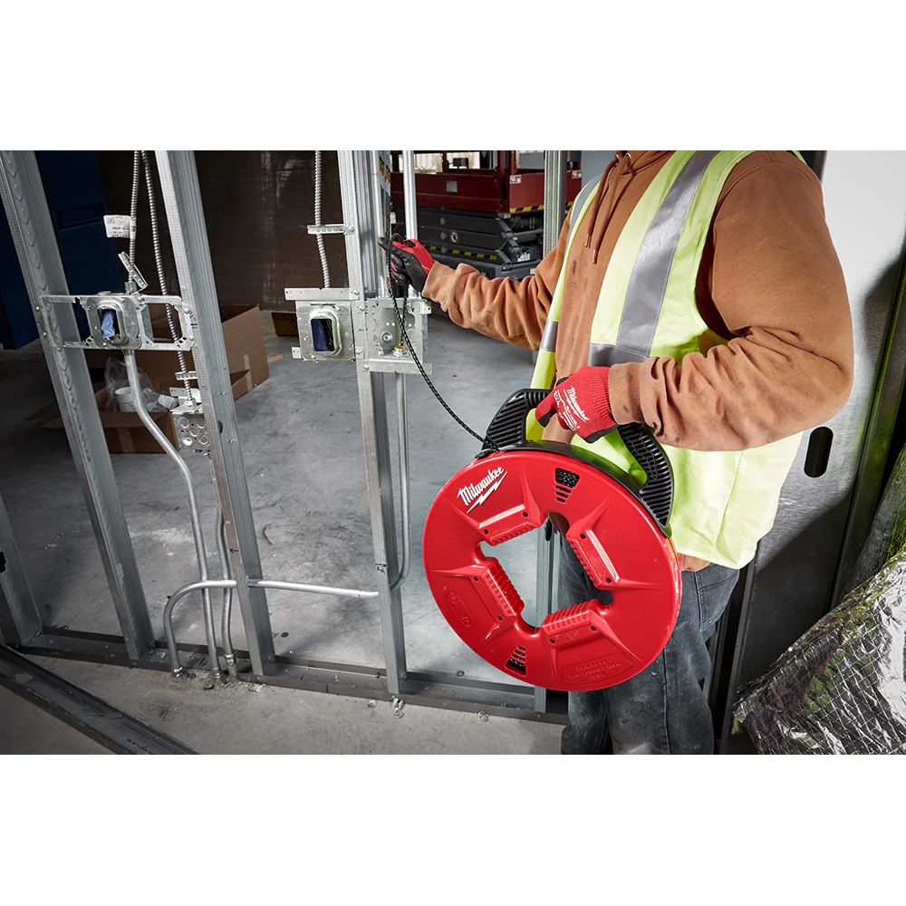 Milwaukee 200ft Polyester Fish Tape w/ Non-Conductive Tip - Image 3