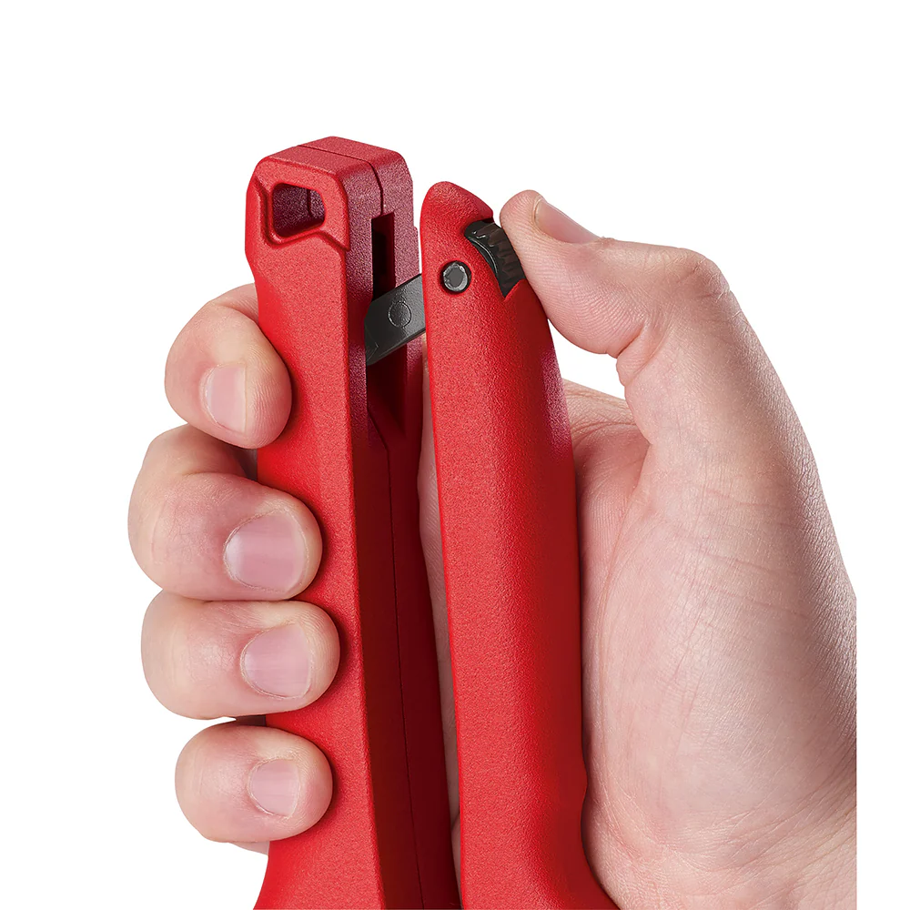 Milwaukee 2-3/8" Ratcheting Pipe Cutter - Image 6