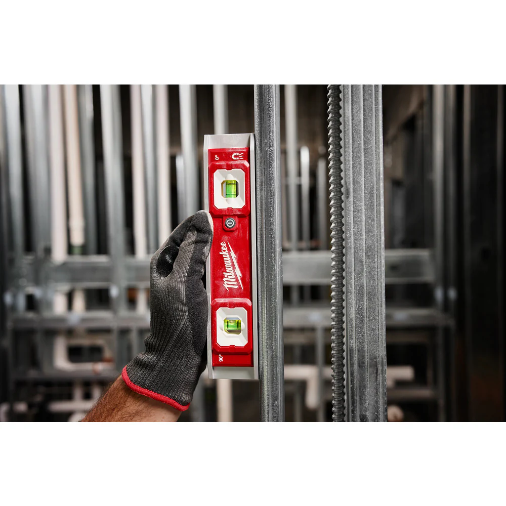 Milwaukee 9" Torpedo Level w/ Lighted Vials - Image 5
