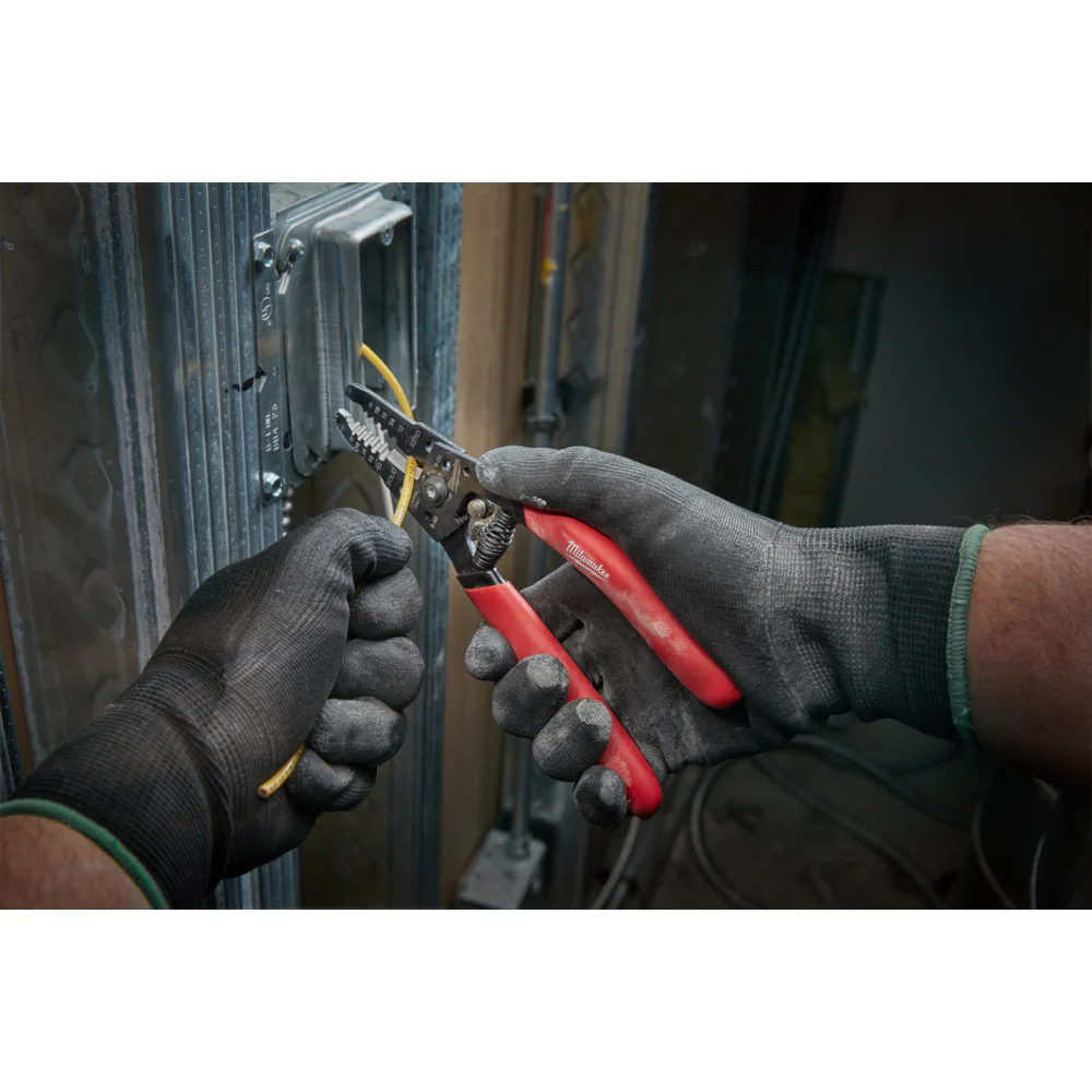 Milwaukee Wire Stripper/Cutter for Solid & Stranded Wire - Image 2