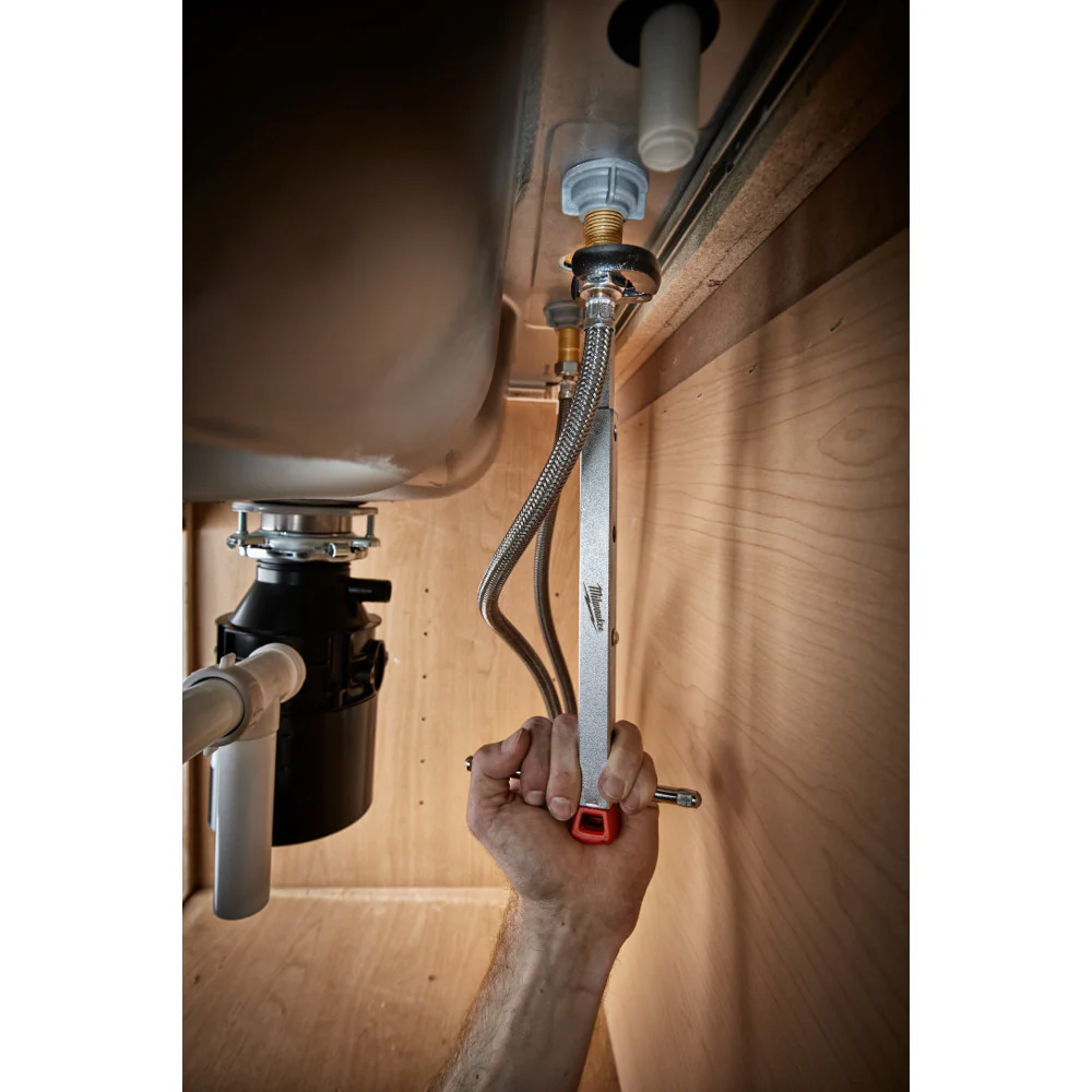 Milwaukee Basin Wrench - 1.25" Capacity - Image 2