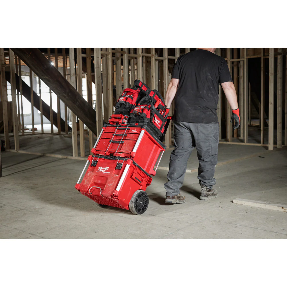 Milwaukee PACKOUT 15" Structured Tool Bag - Image 10