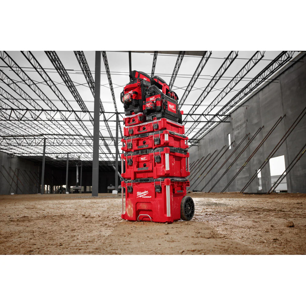 Milwaukee PACKOUT 15" Structured Tool Bag - Image 9