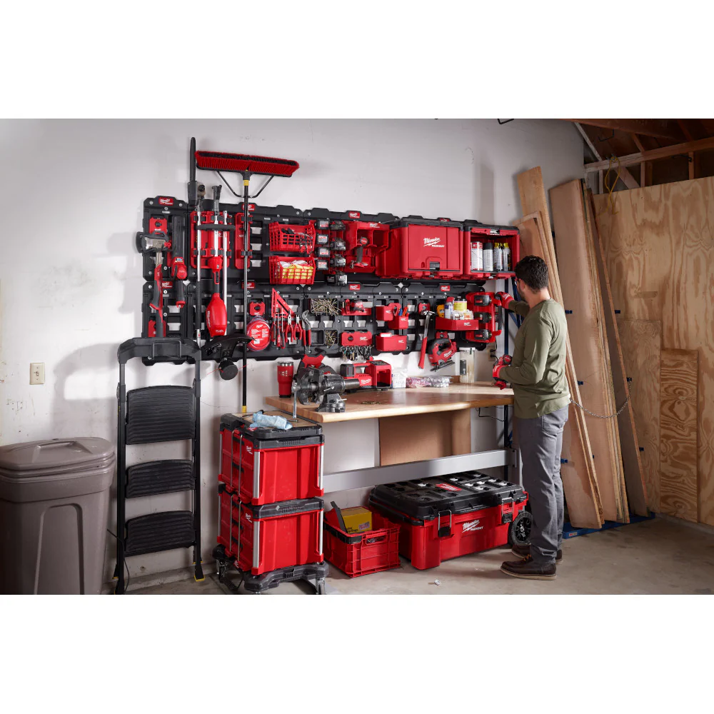 Milwaukee PACKOUT Compact Wall Basket - Image 9