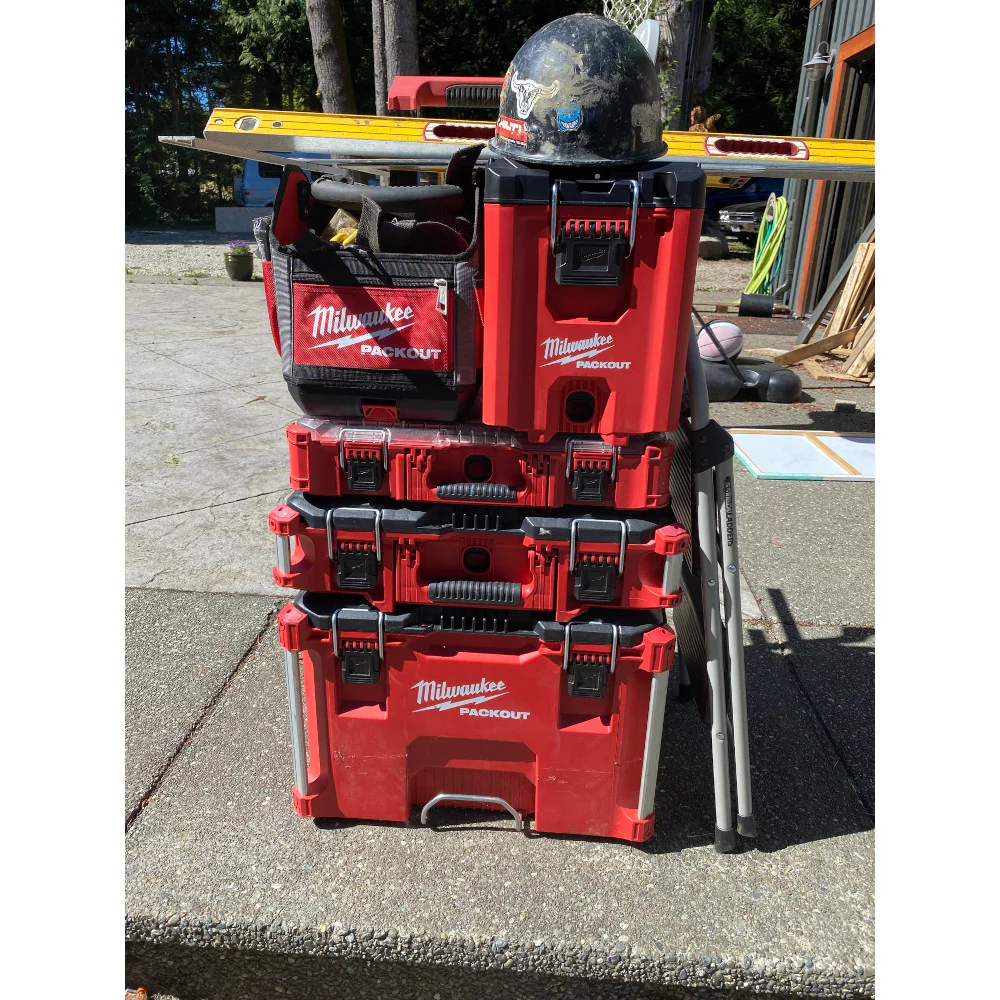 Milwaukee PACKOUT Large Tool Box - Image 7