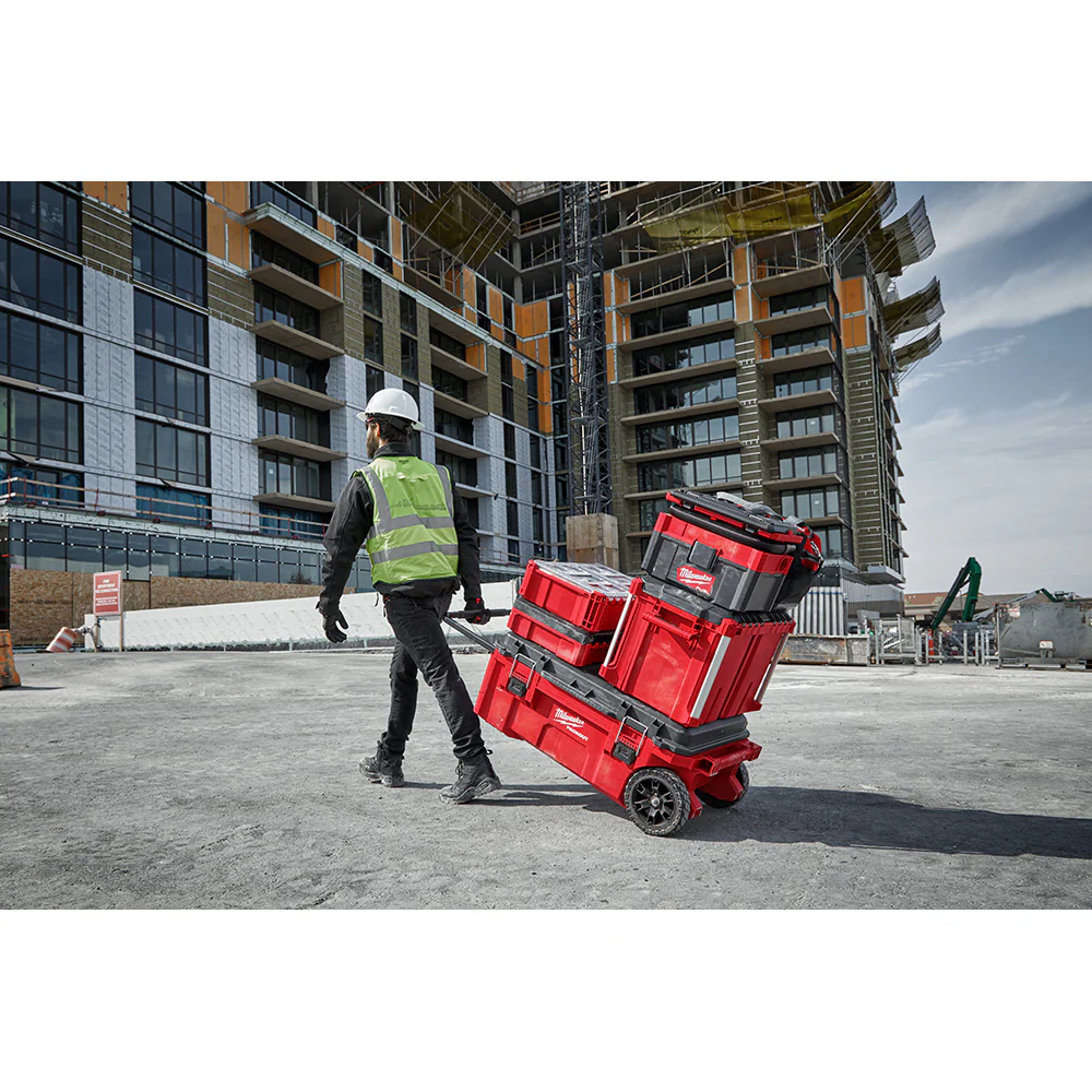 Milwaukee PACKOUT Rolling Tool Chest - Image 5