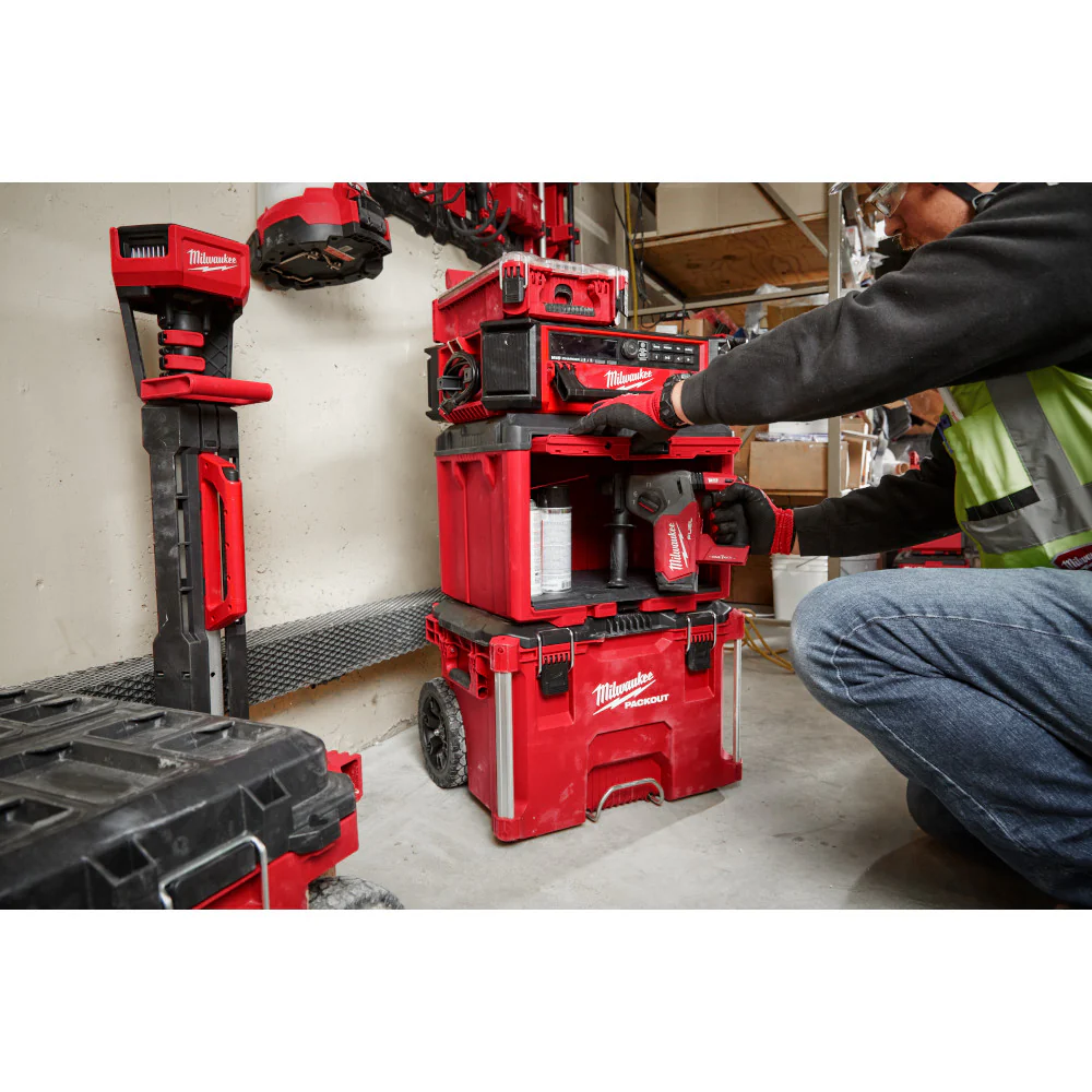 Milwaukee PACKOUT Cabinet - Image 8