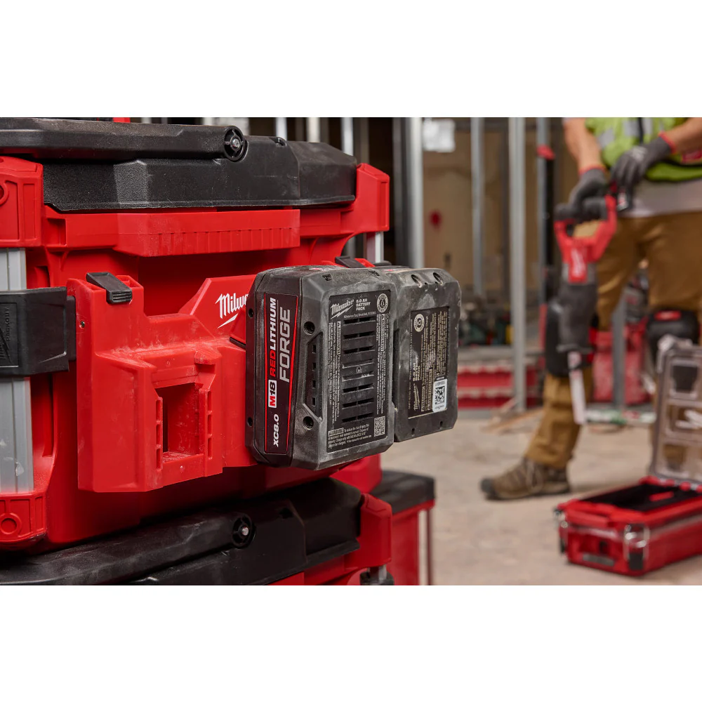 Milwaukee PACKOUT™ Tool Box M18™ Battery Rack Attachment - Image 6