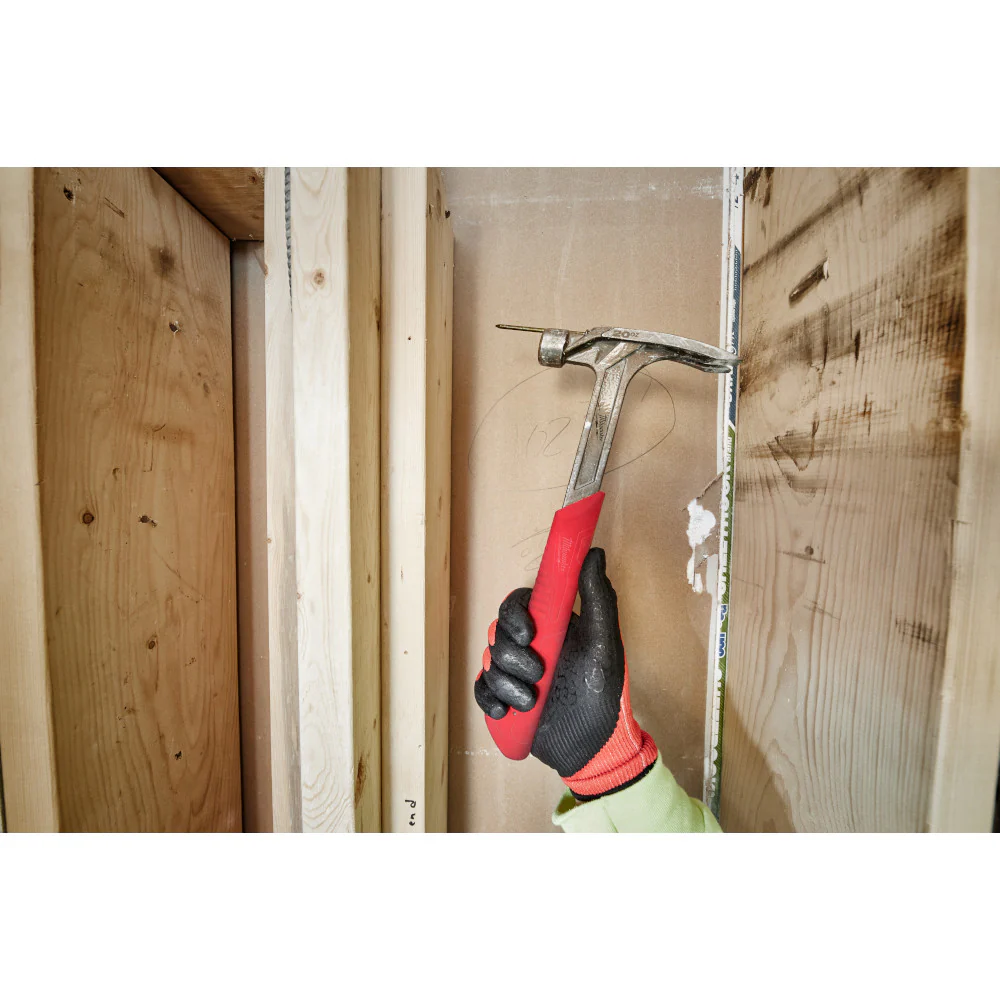Milwaukee 20 oz. Smooth Face Rip Claw Hammer - Image 8