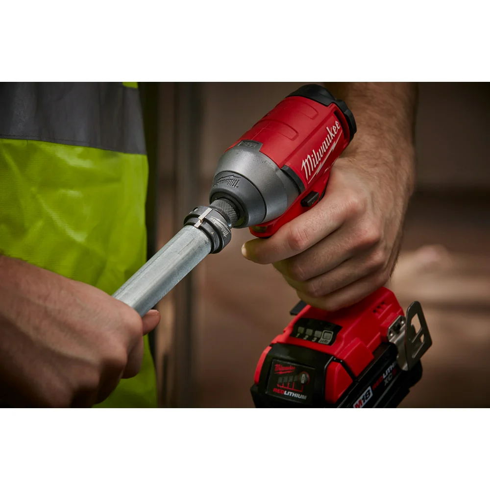 Milwaukee SHOCKWAVE™ Conduit Reaming Bit Holder - Image 5