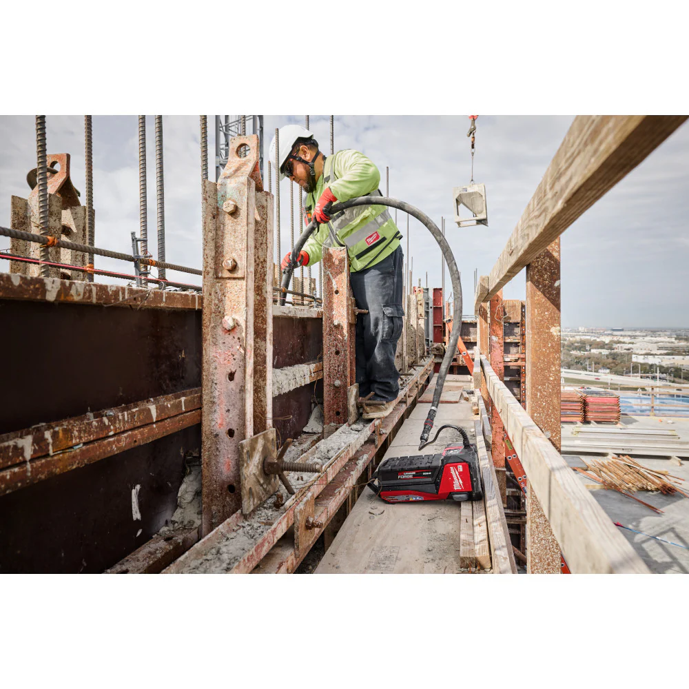 Milwaukee MX FUEL™ High Cycle Concrete Vibrator Whips - Image 2