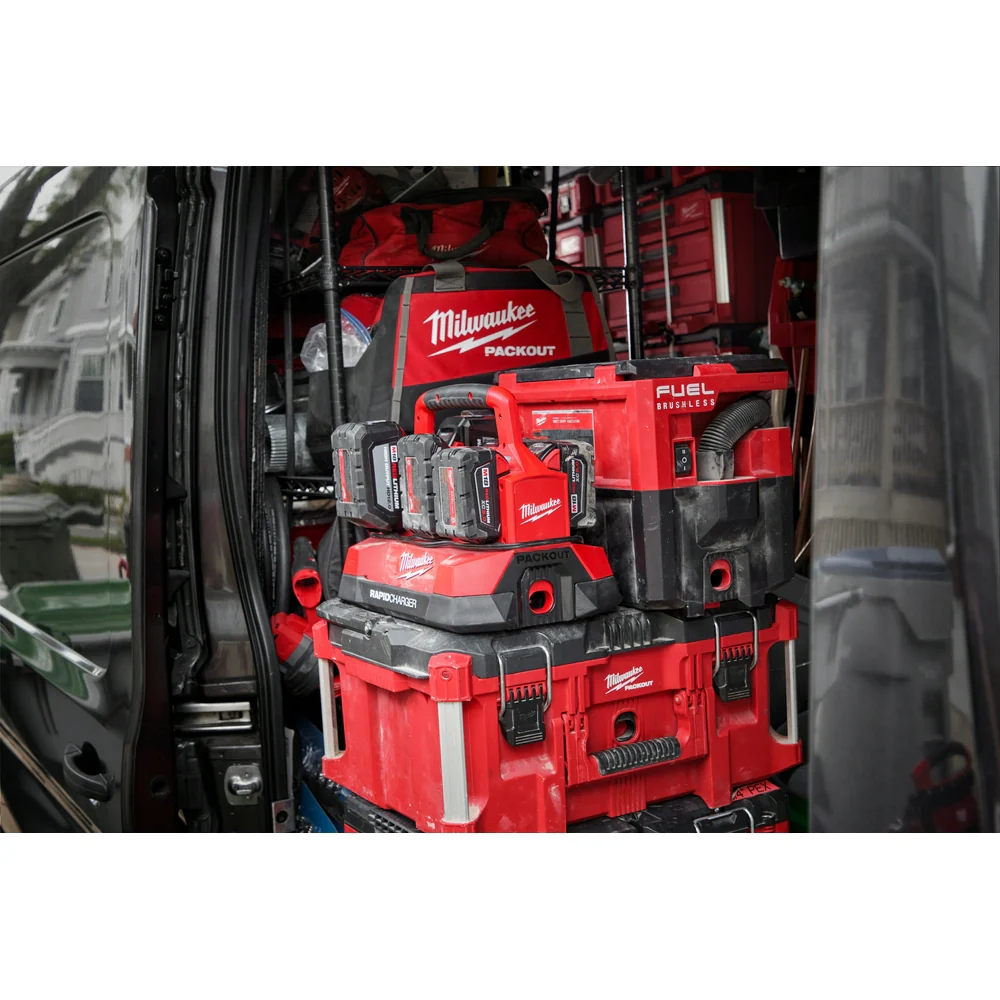 Milwaukee M18 PACKOUT Six Bay Rapid Charger - Image 8