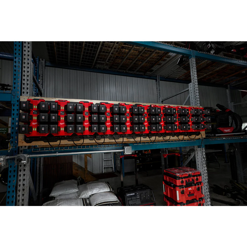 Milwaukee M18 Six Bay Daisy Chain Rapid Charger - Image 9
