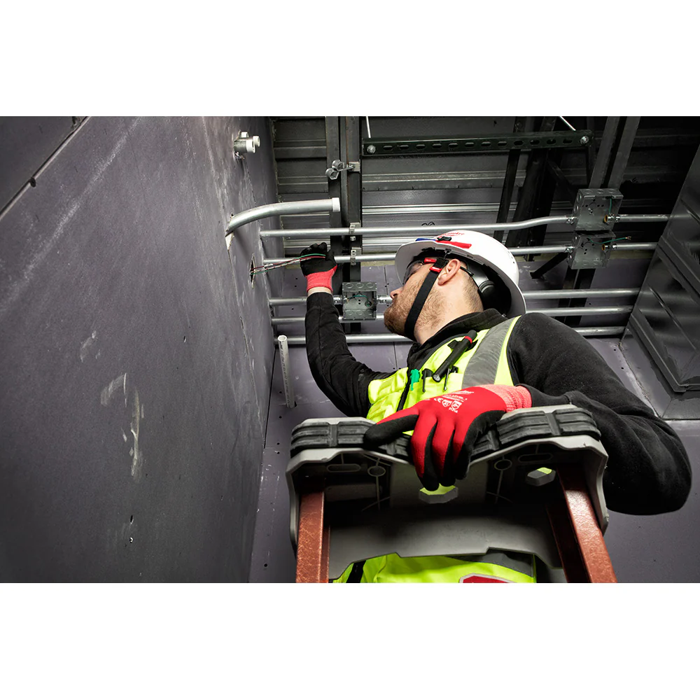 Milwaukee Hard Hat Chin Strap - Image 3