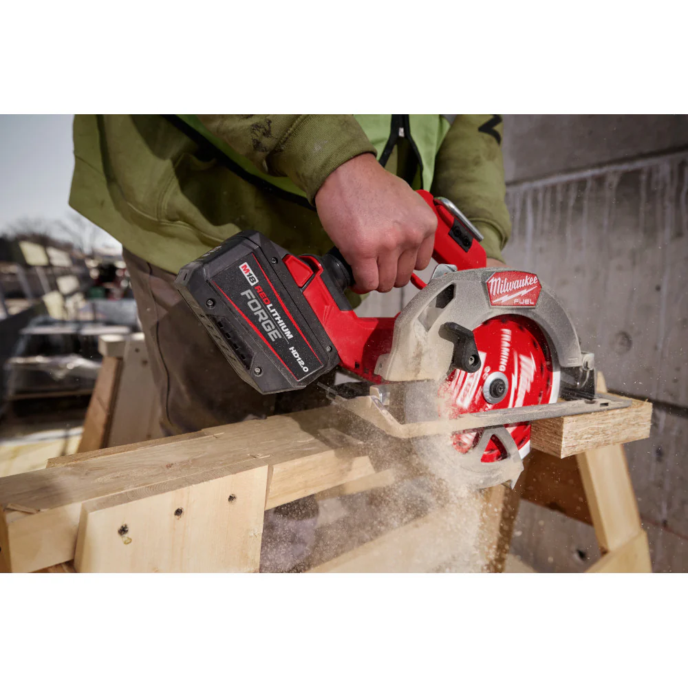Milwaukee M18™ REDLITHIUM™ FORGE™ HD12.0 Battery Pack - Image 14