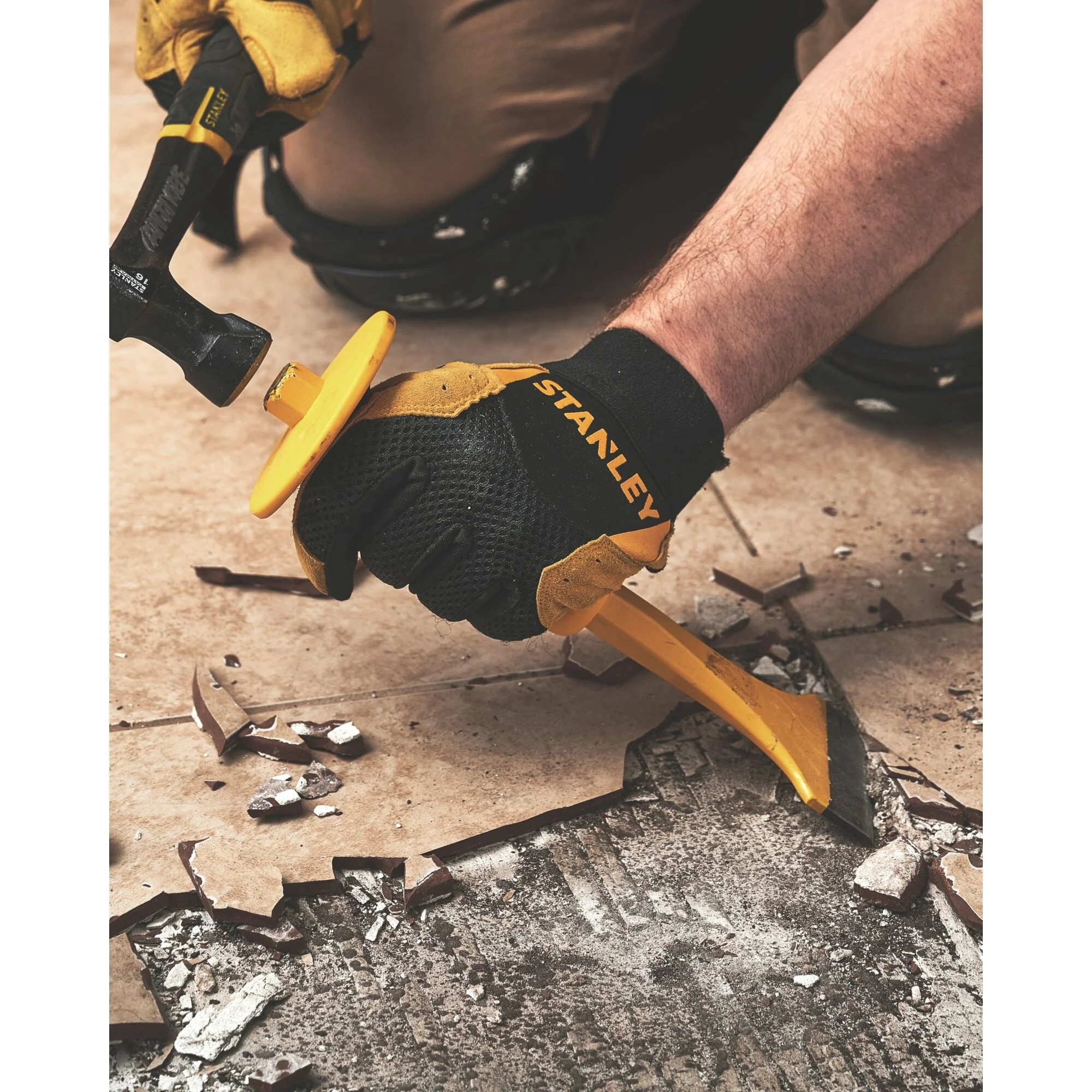 Stanley FatMax Xtreme 16 oz. Steel Anti-Vibe Hammer - Image 7