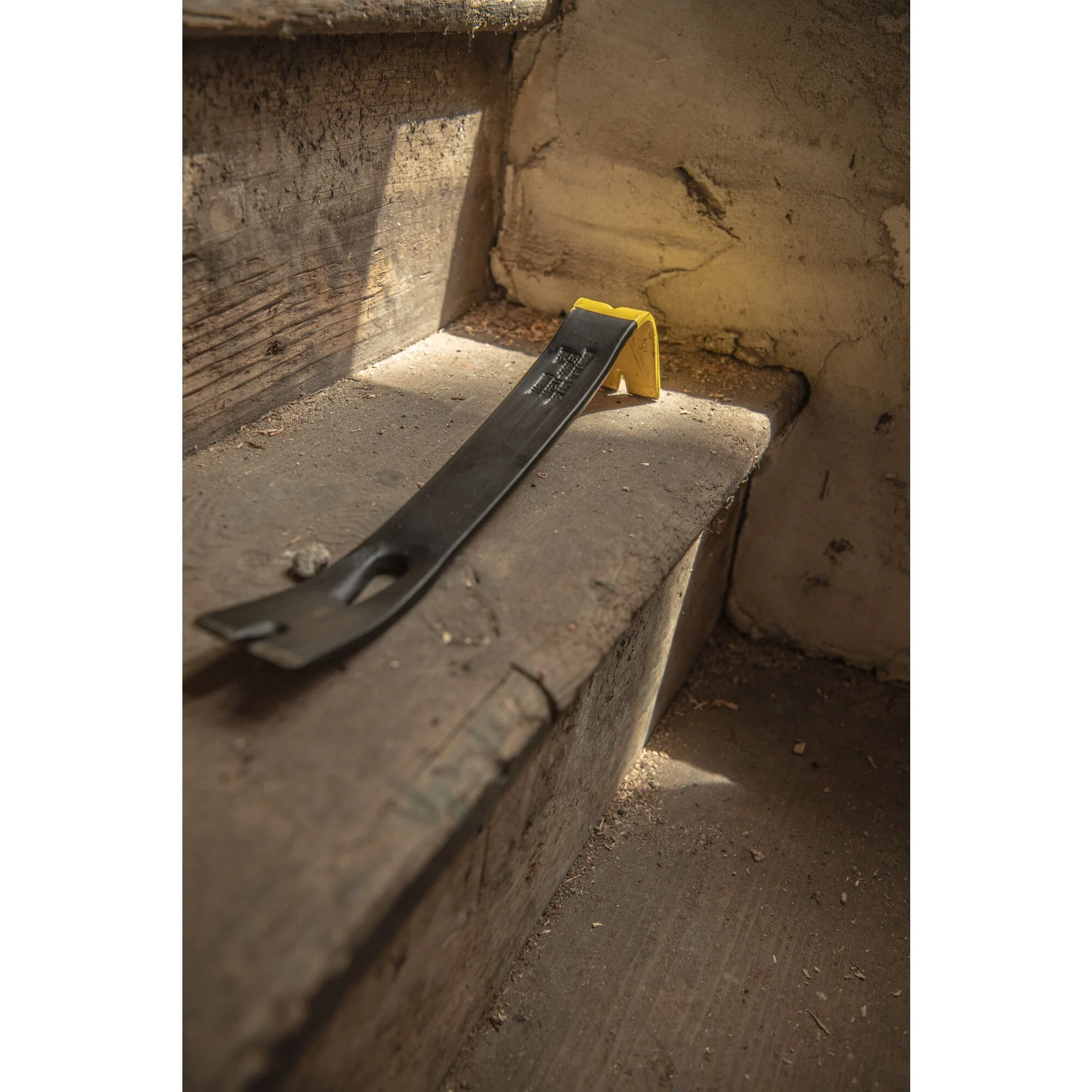 Stanley 13" WONDER BAR Pry Bar - Image 6
