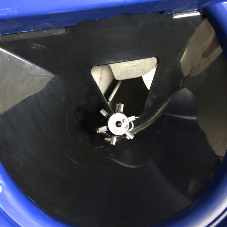 Chapin 100-pound Professional Broadcast Salt Spreader - Image 7