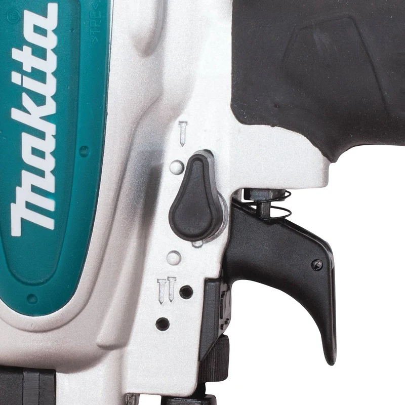 Makita 18 Gauge 1/4" Narrow Crown Stapler - Image 12