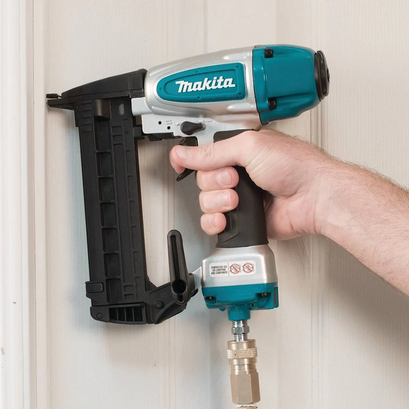 Makita 18 Gauge 1/4" Narrow Crown Stapler - Image 2