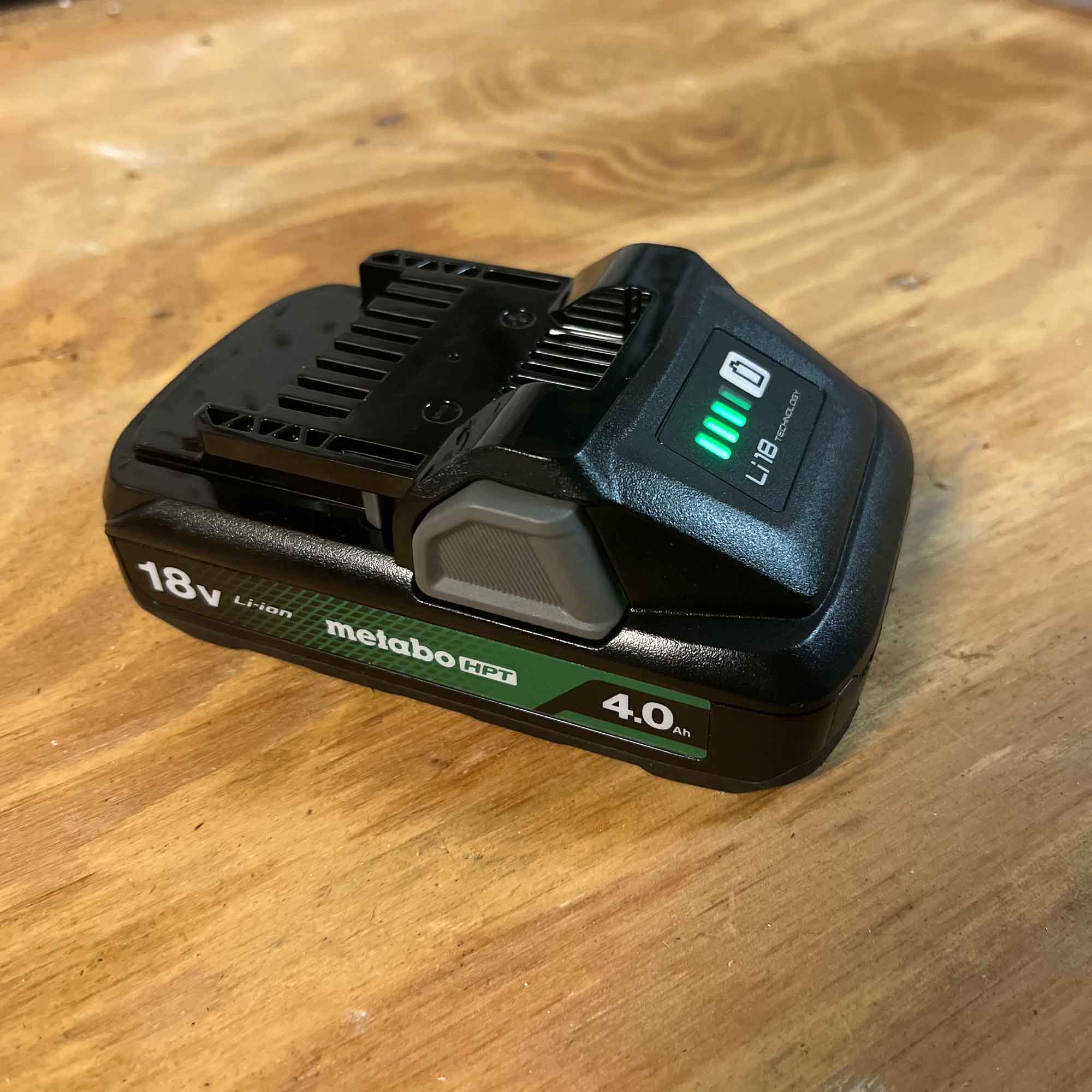 Metabo HPT 18V Lithium-Ion Battery w/ Fuel Indicator - 4.0Ah - Image 5