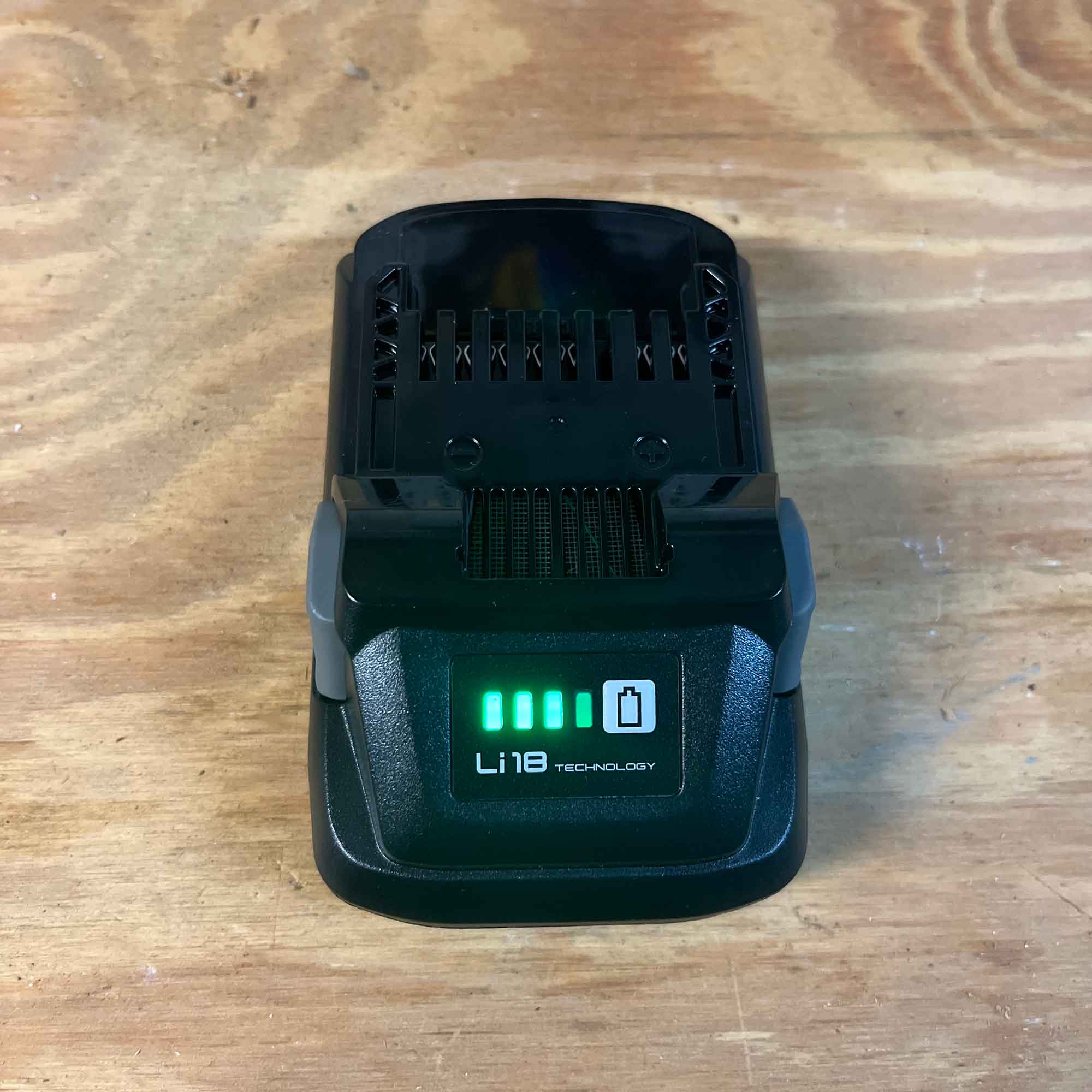 Metabo HPT 18V Lithium-Ion Battery w/ Fuel Indicator - 4.0Ah - Image 6