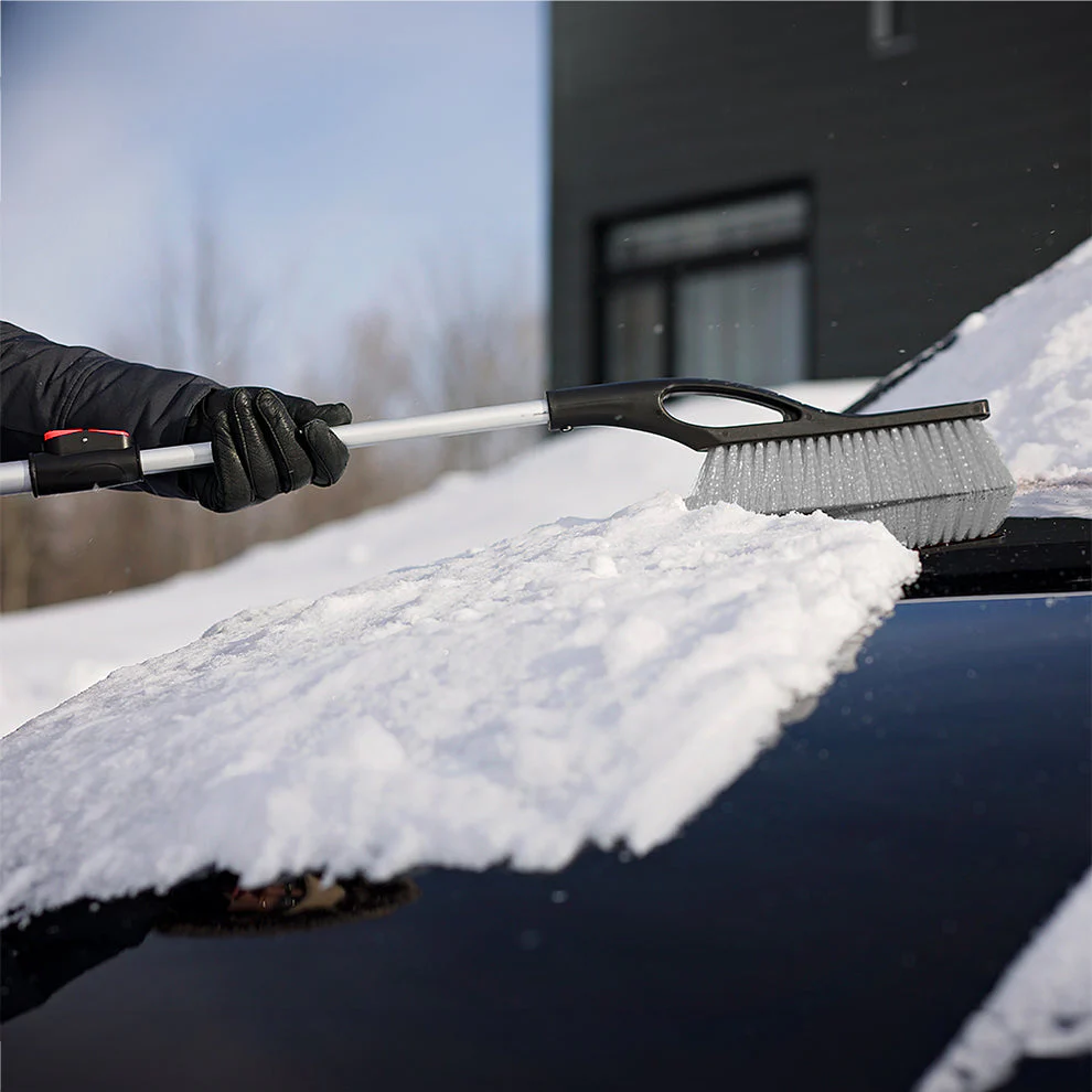 Garant 46" Telescopic Snow Brush - Image 4