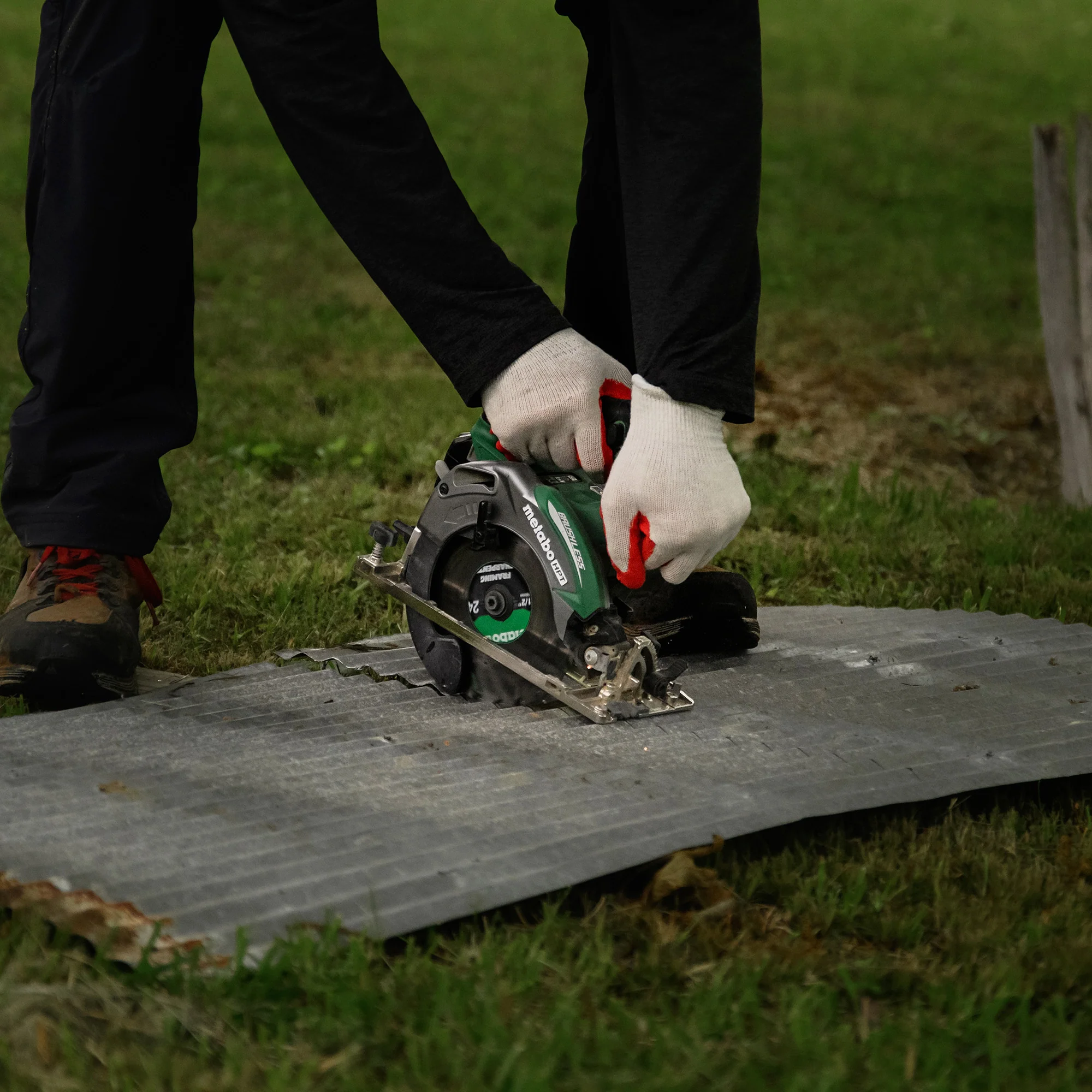 Metabo 18V Brushless 6-1/2" Deep Cut Cordless Circular Saw - Tool Only - Image 10