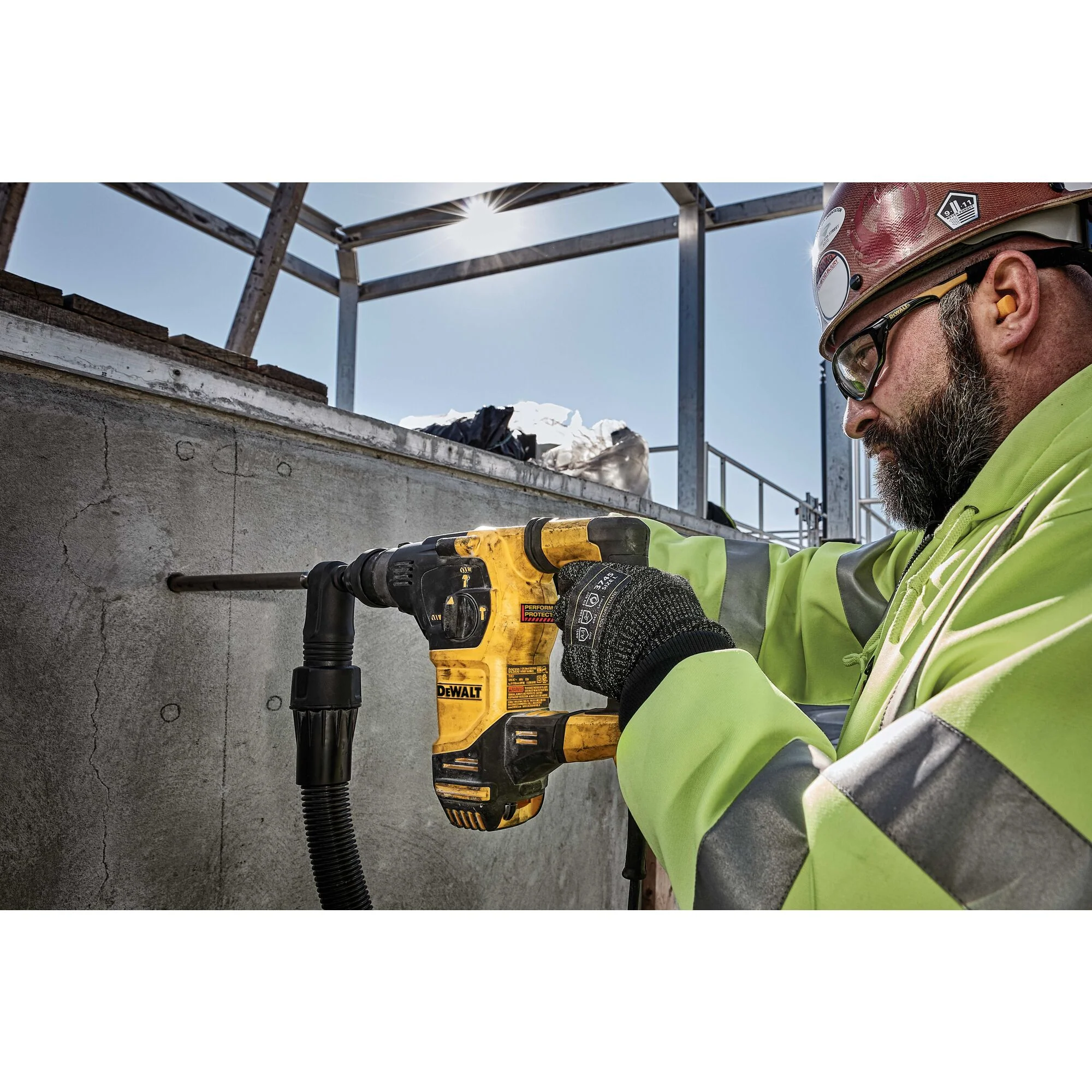 DeWalt 1-1/8" SDS Plus Rotary Hammer Kit - Image 5