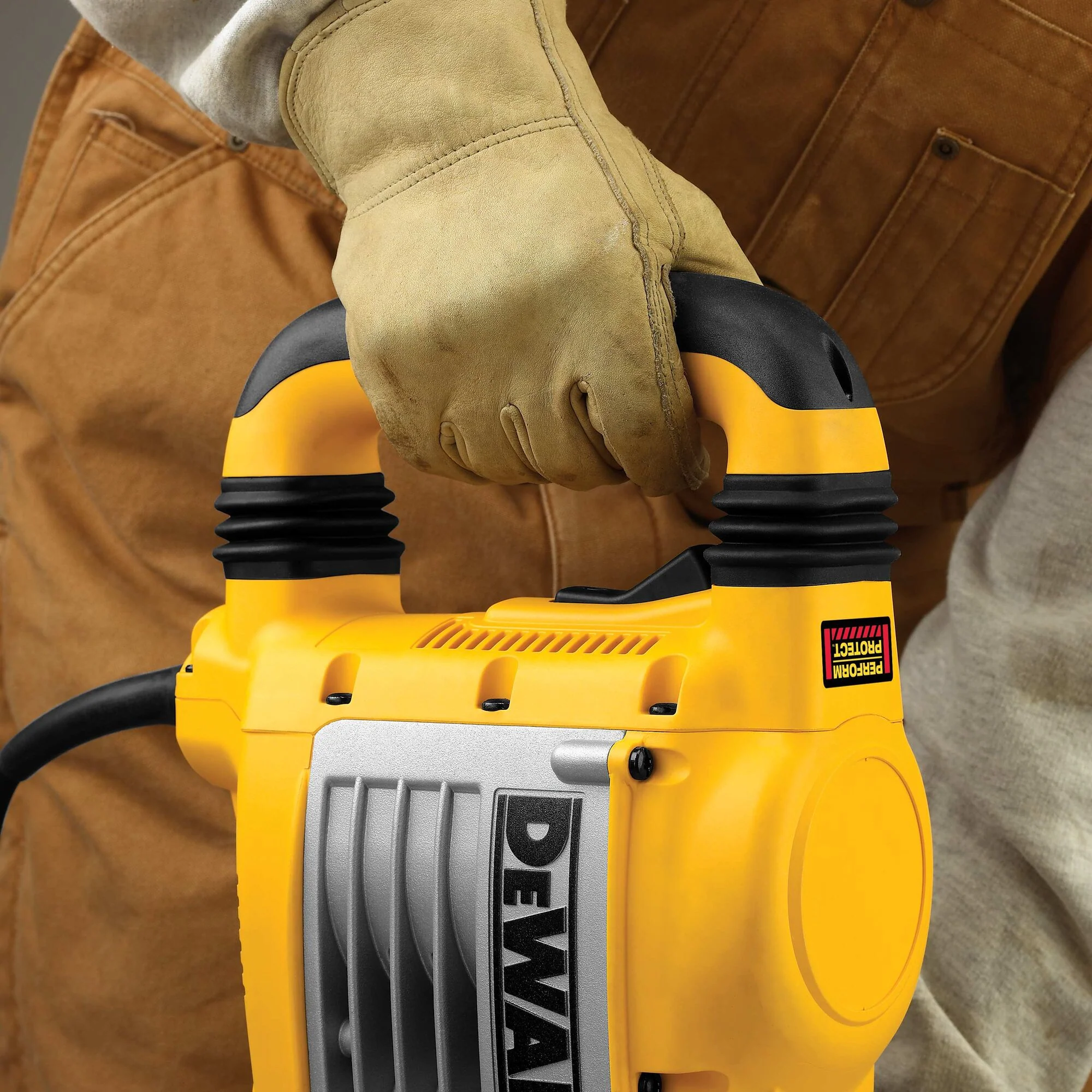 DeWalt 23 lbs SDS MAX In-Line Demolition Hammer w/ Shocks - Image 3