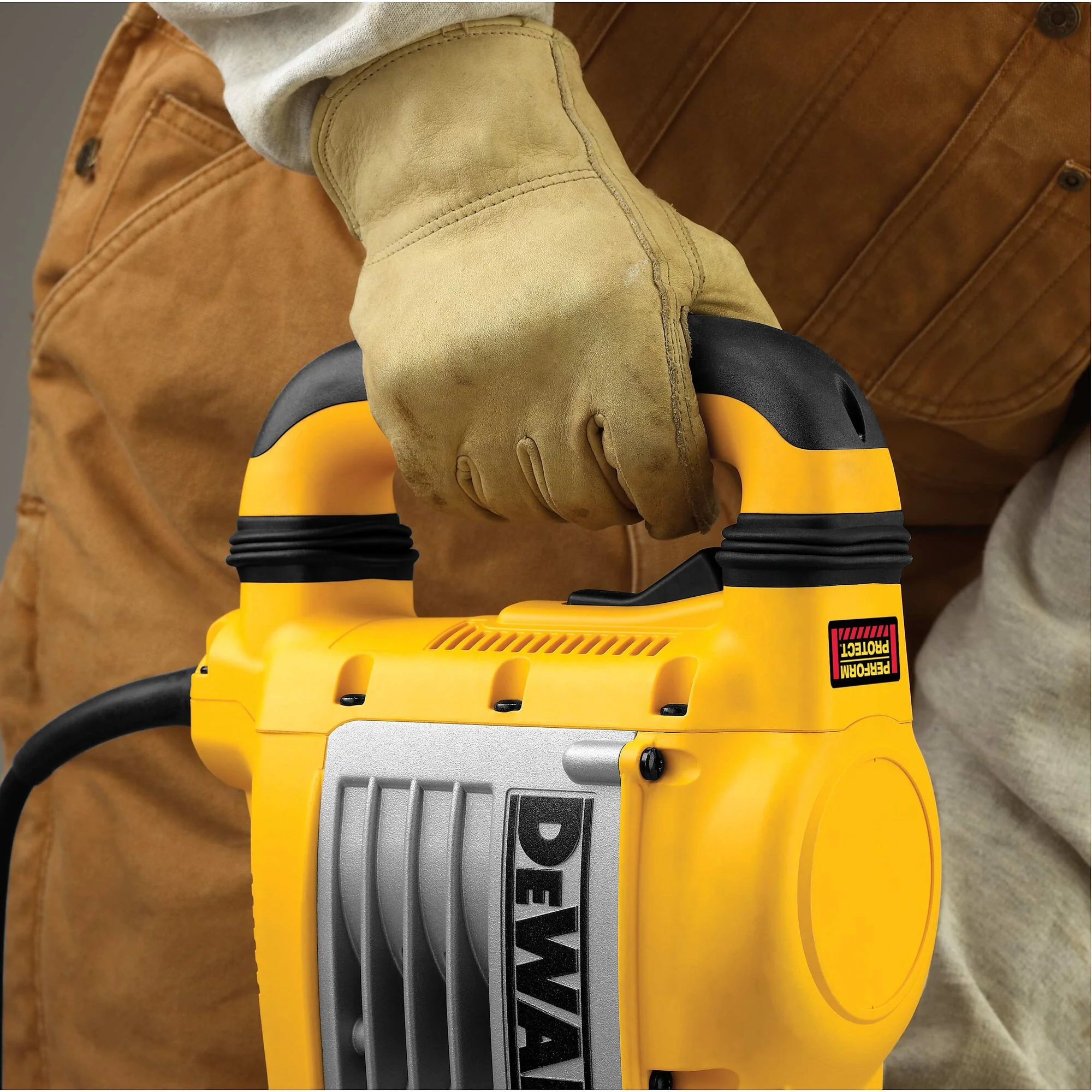 DeWalt 23 lbs SDS MAX In-Line Demolition Hammer w/ Shocks - Image 4