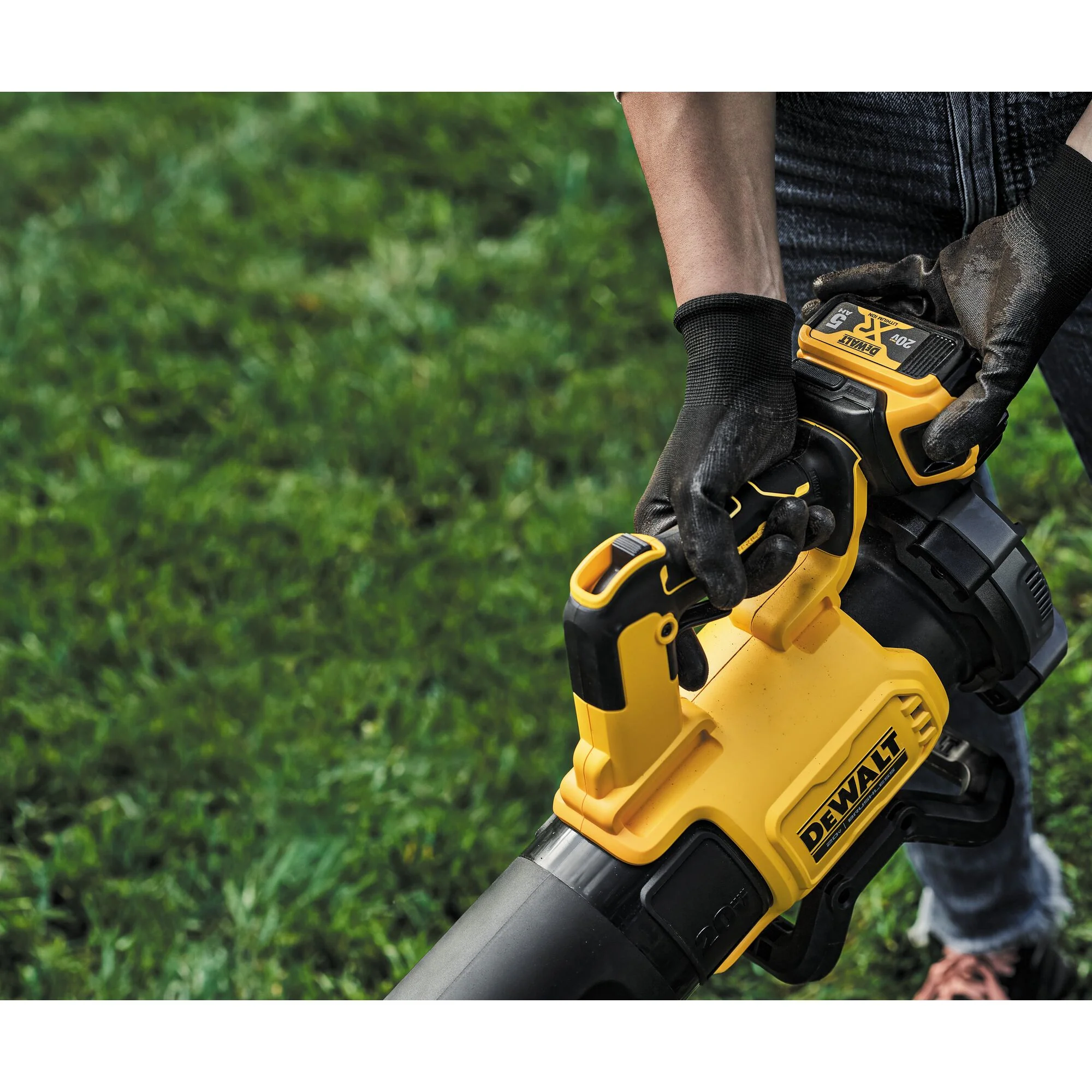 DeWalt 20V MAX XR® Brushless Cordless Handheld Blower Kit - Image 4