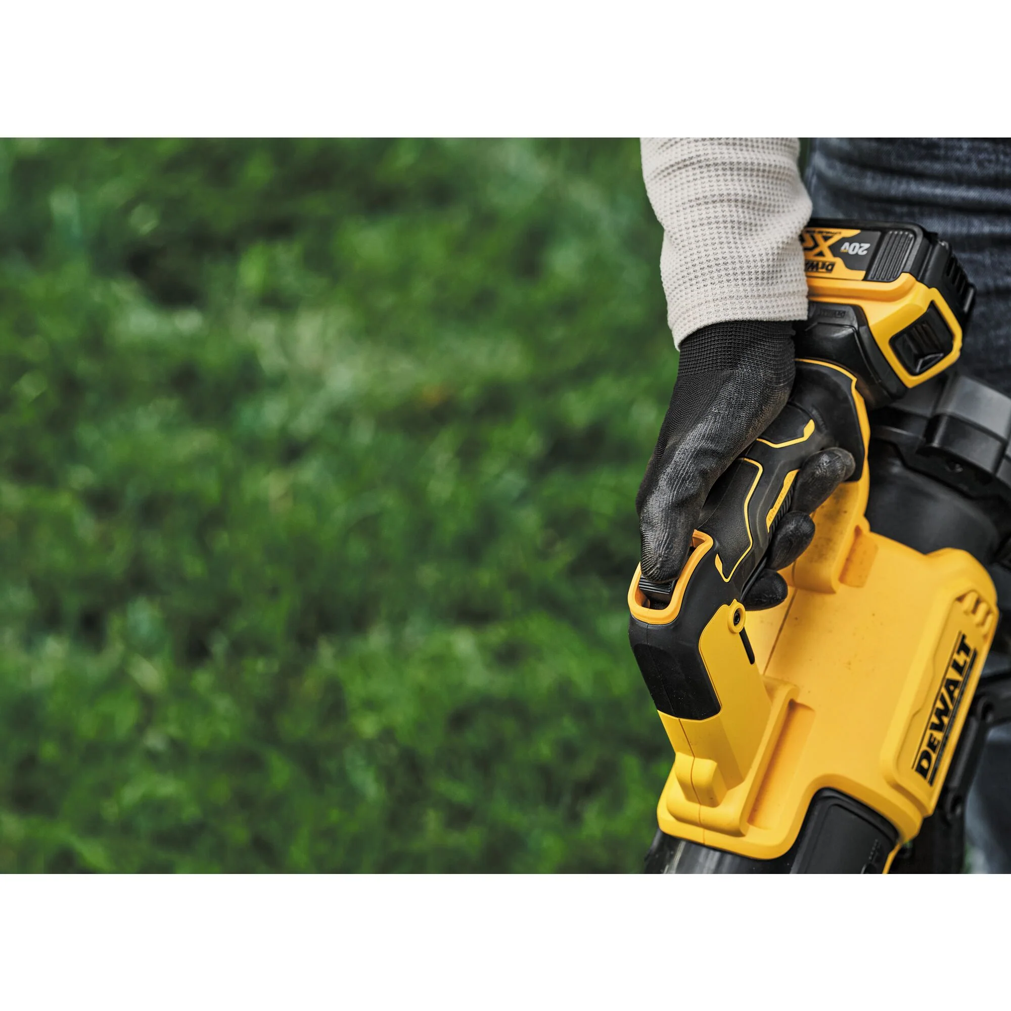 DeWalt 20V MAX XR® Brushless Cordless Handheld Blower Kit - Image 5