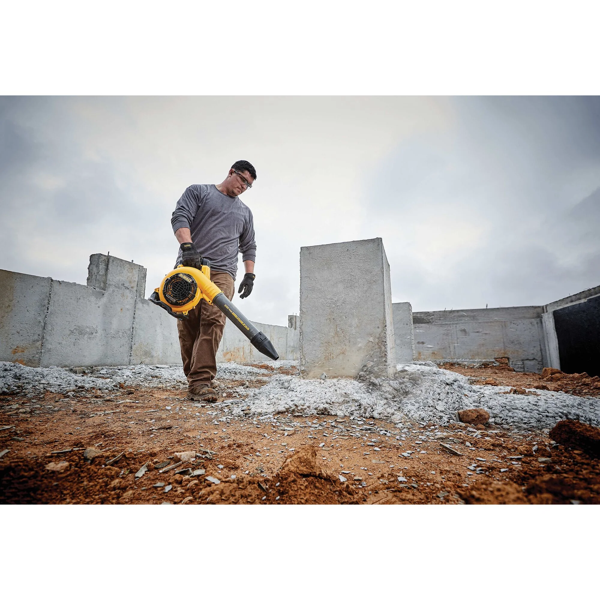 DeWalt FLEXVOLT 60V MAX Handheld Blower Kit - Image 8