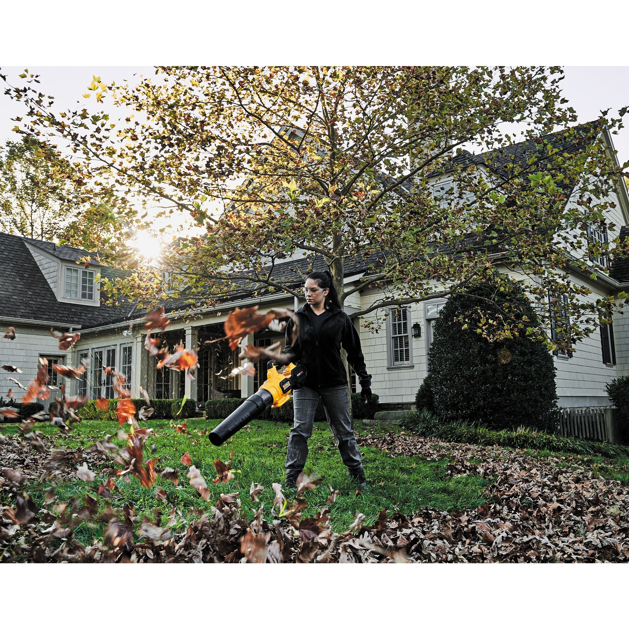 DeWalt FLEXVOLT 60V MAX Brushless Handheld Axial Blower Kit - Image 8