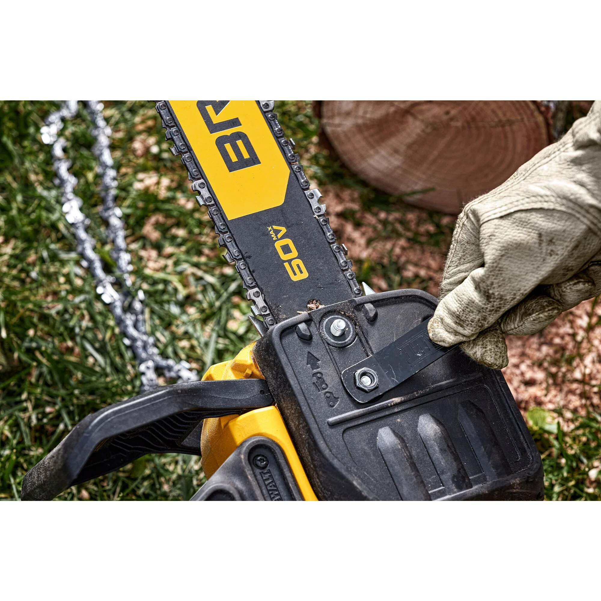 DeWalt 60V MAX FLEXVOLT 18" Chainsaw Kit - Image 9