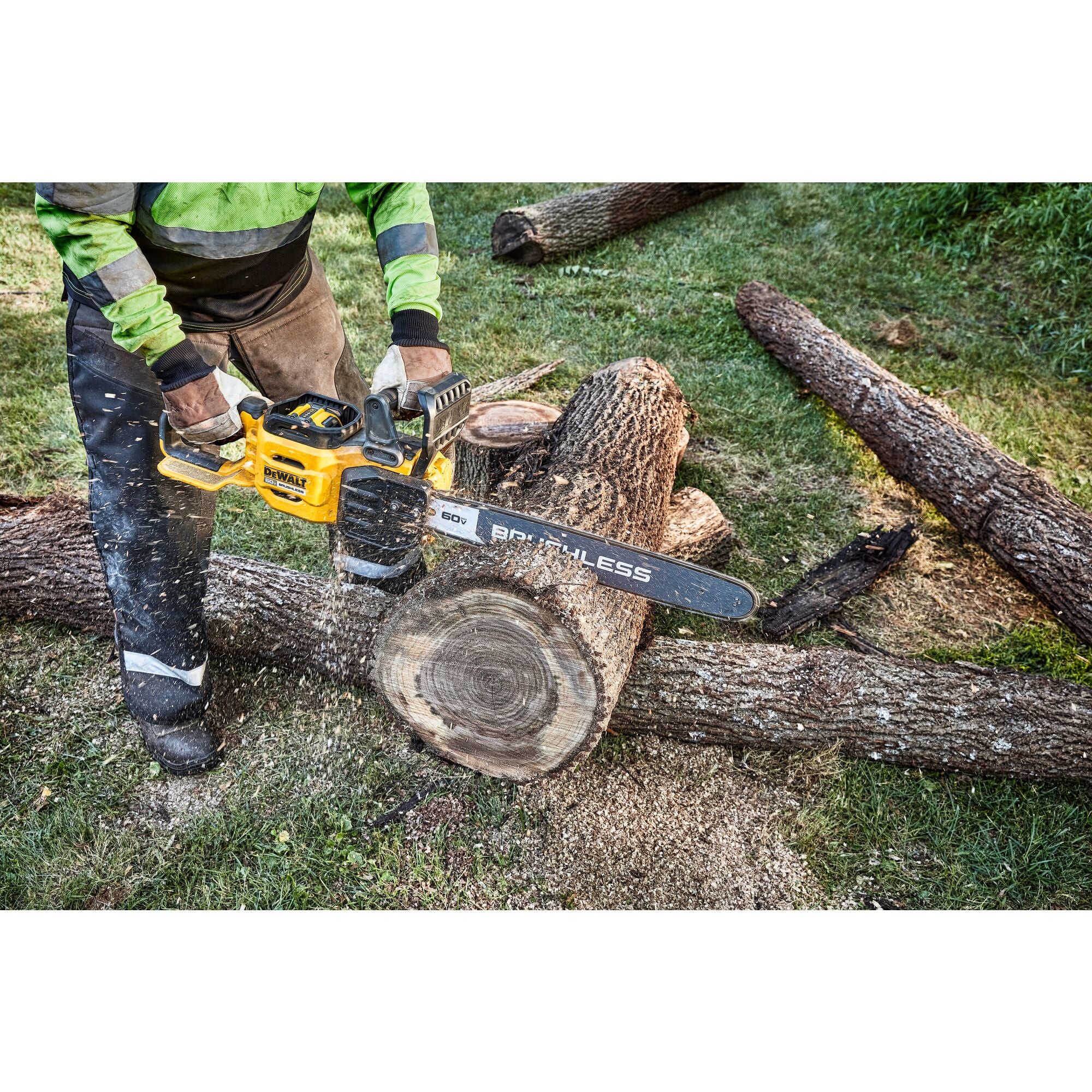 DeWalt 60V MAX Brushless Cordless 20" Chainsaw - Tool Only - Image 13