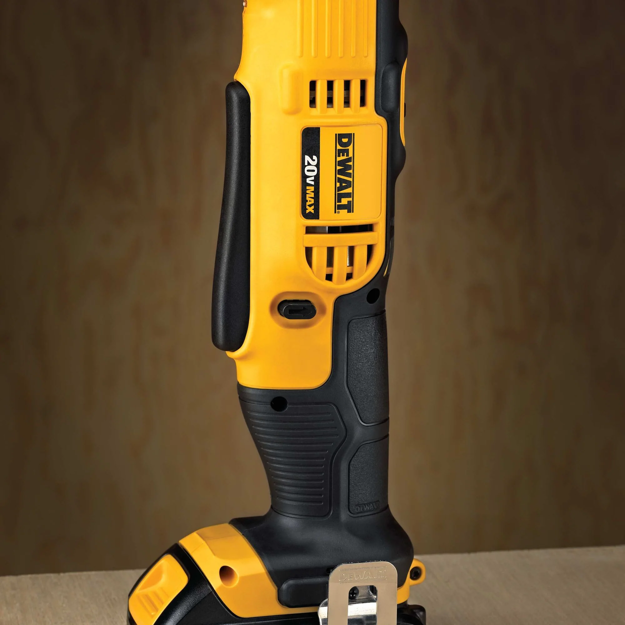 DeWalt 20V MAX 3/8" Right Angle Drill Kit - Image 6