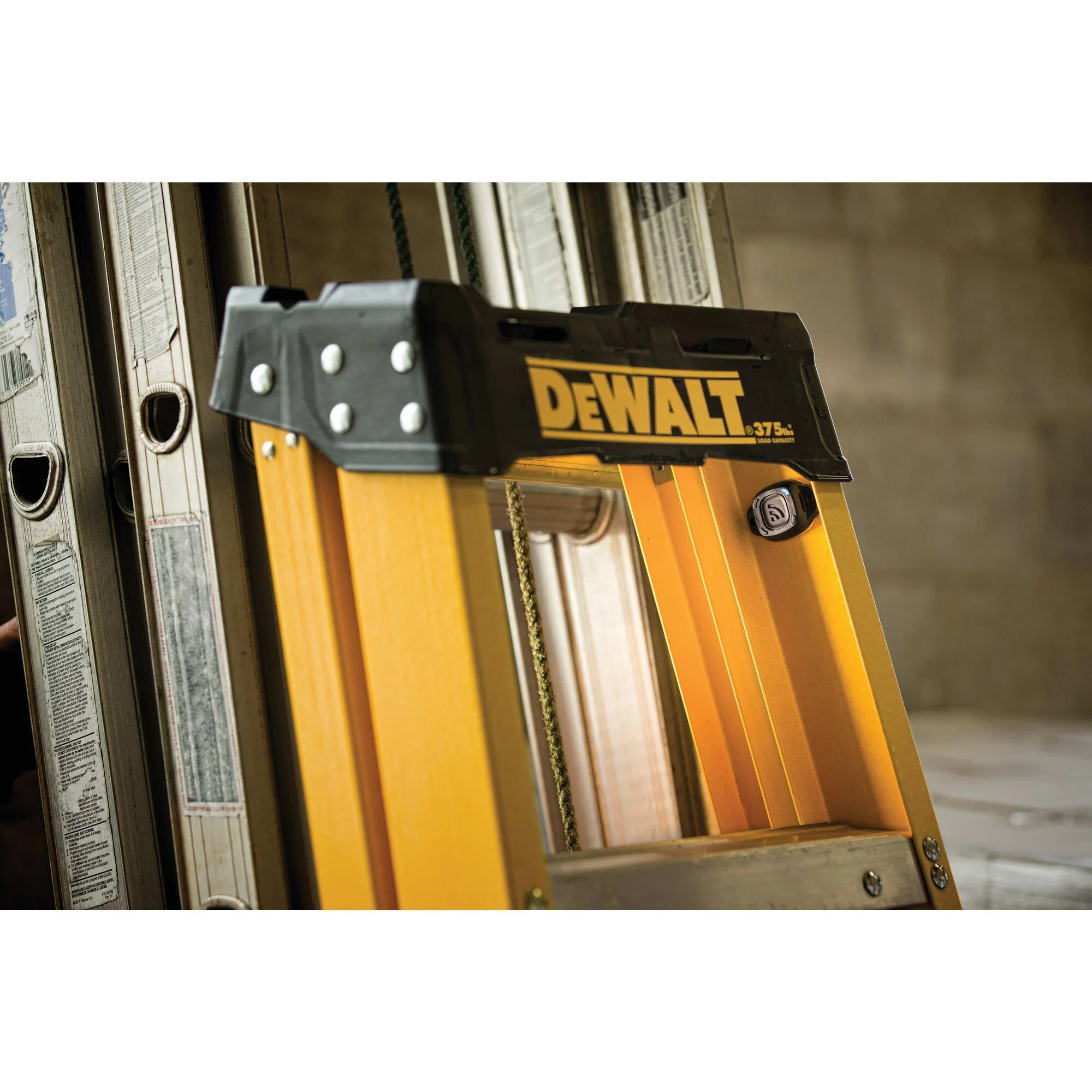 DeWalt Tool Connect™ Tag - Image 8