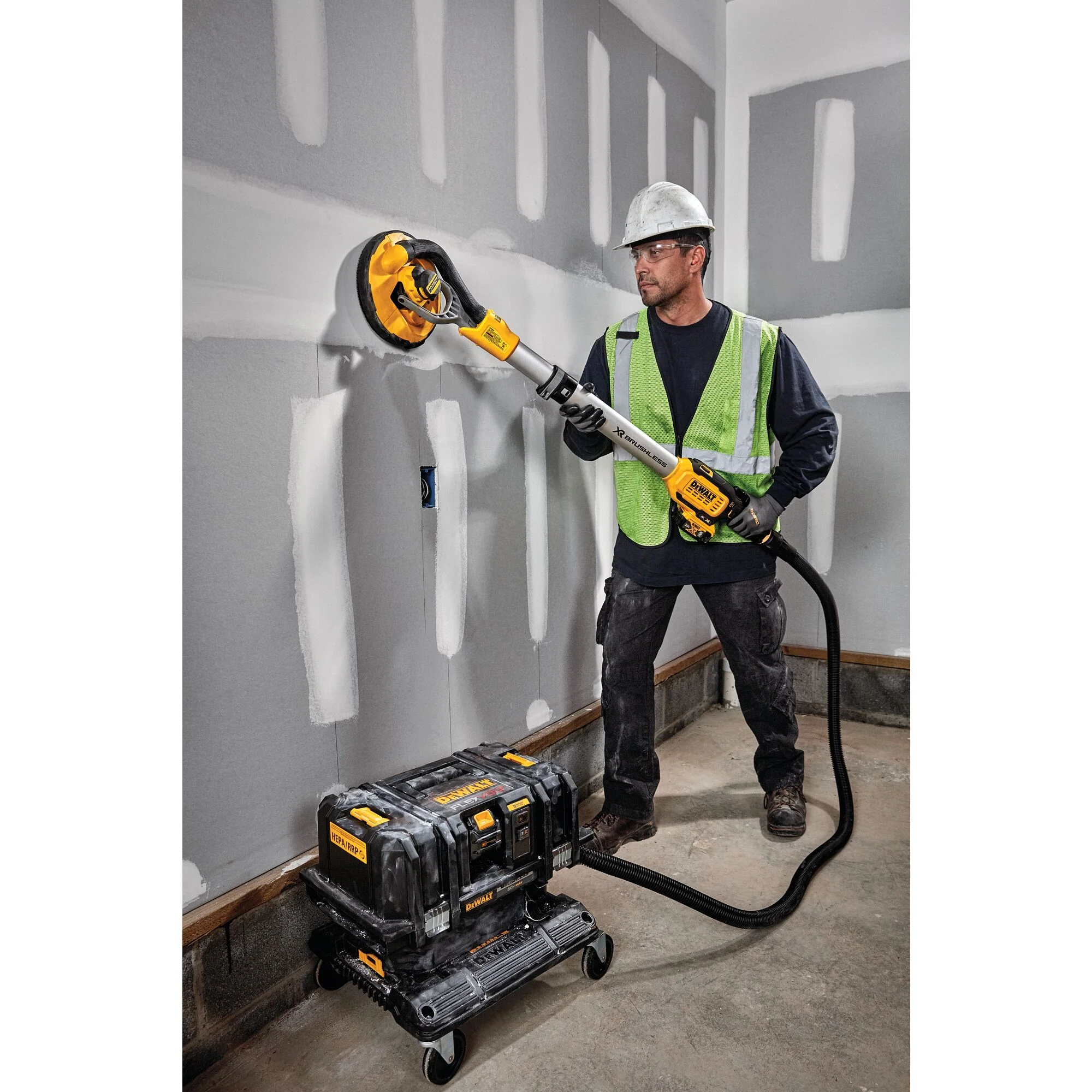 DeWalt 20V MAX Cordless Drywall Sander Kit - Image 18