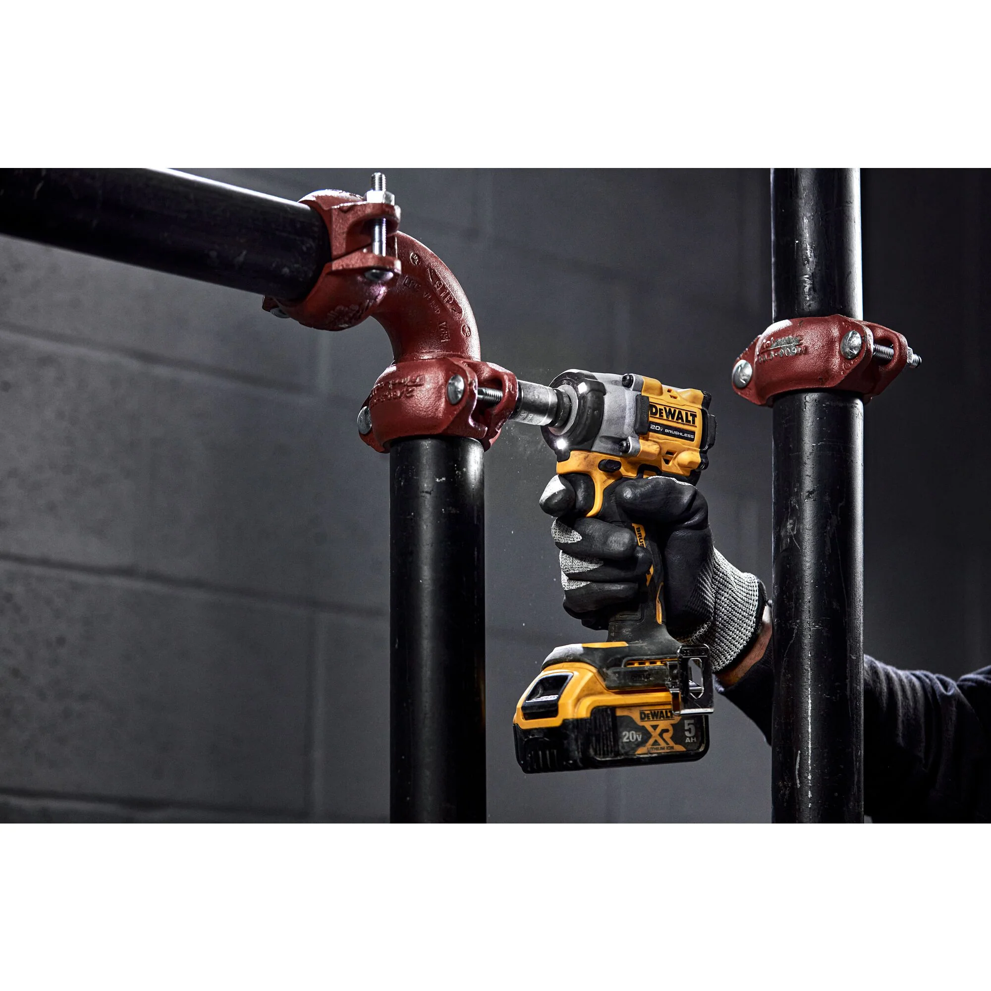 DeWalt ATOMIC 20V MAX 1/2" Cordless Impact Wrench w/ Hog Ring Anvil - Tool Only - Image 4