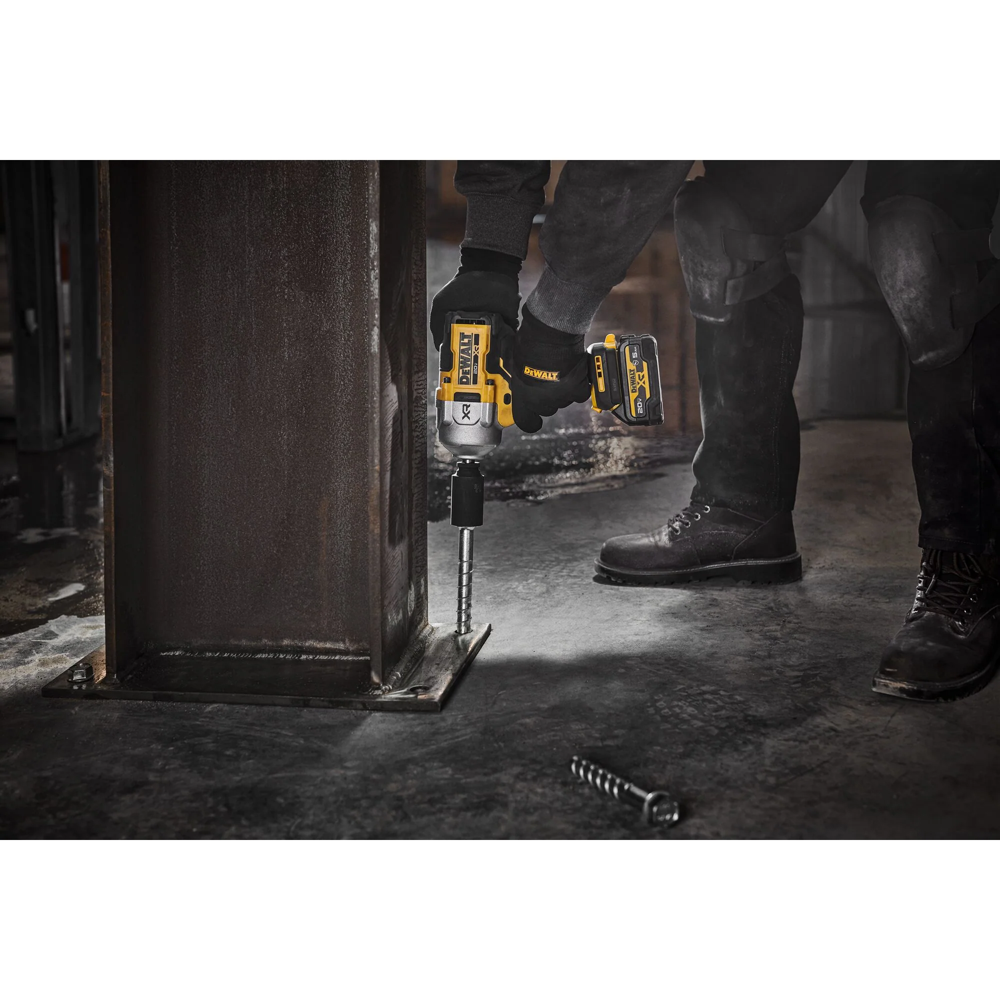DeWalt 20V MAX XR 1/2" High Torque Impact Wrench w/ Hog Ring Anvil Kit - Image 9