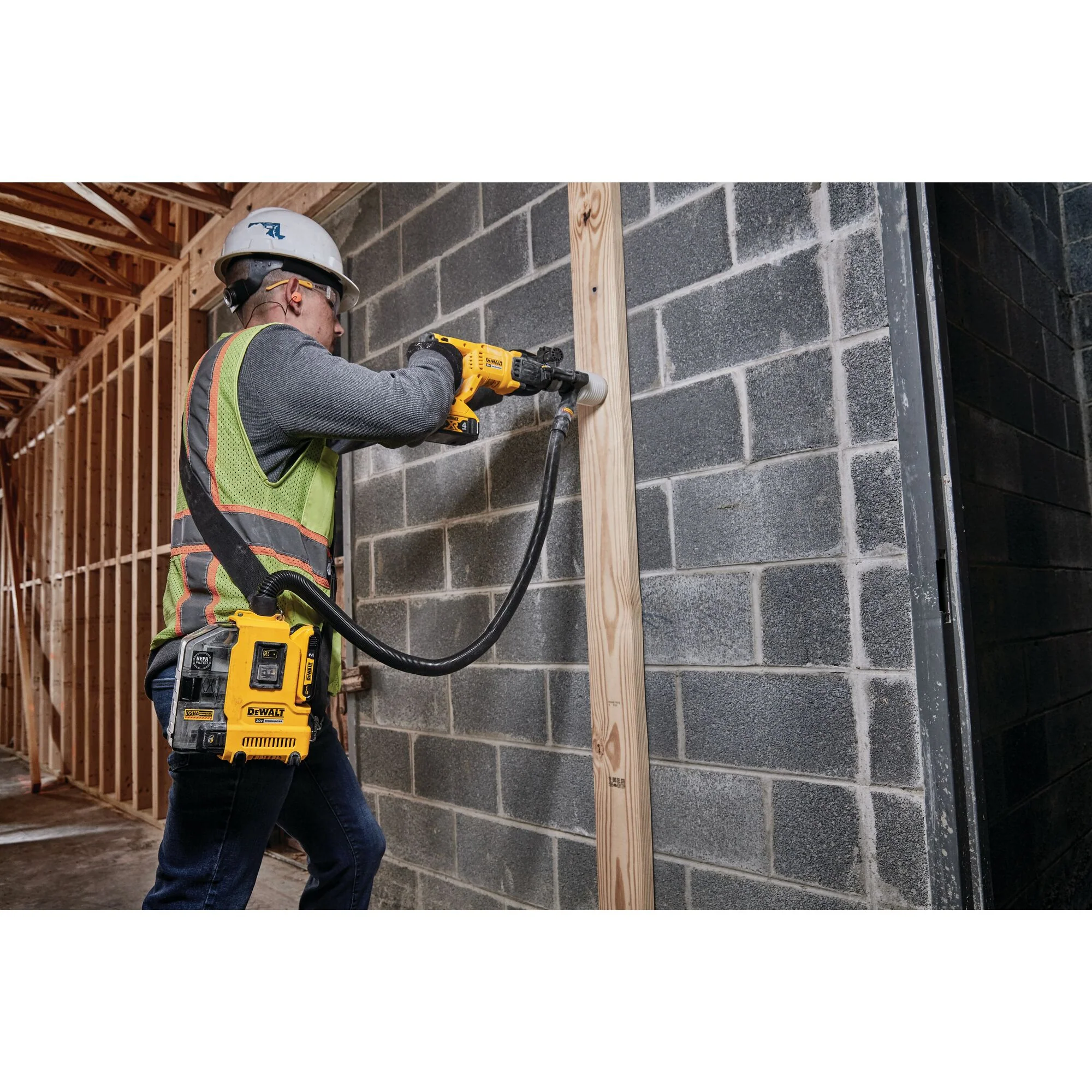 DeWalt 20V MAX 1" Brushless SDS Plus D-Handle Rotary Hammer Kit - Image 14
