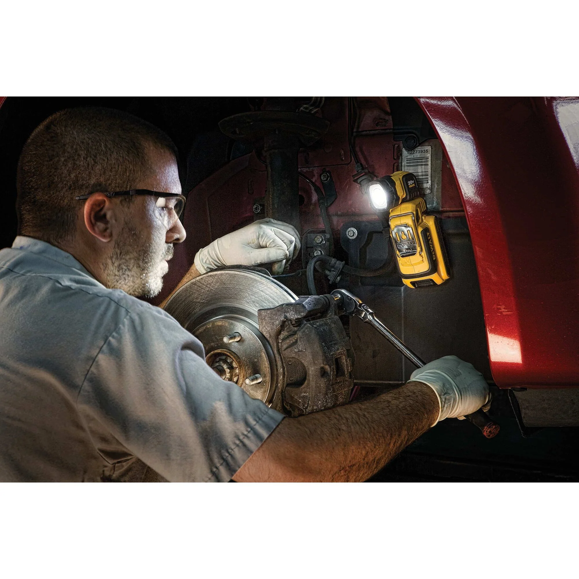 DeWalt 20V MAX LED Hand Held Worklight - Image 9