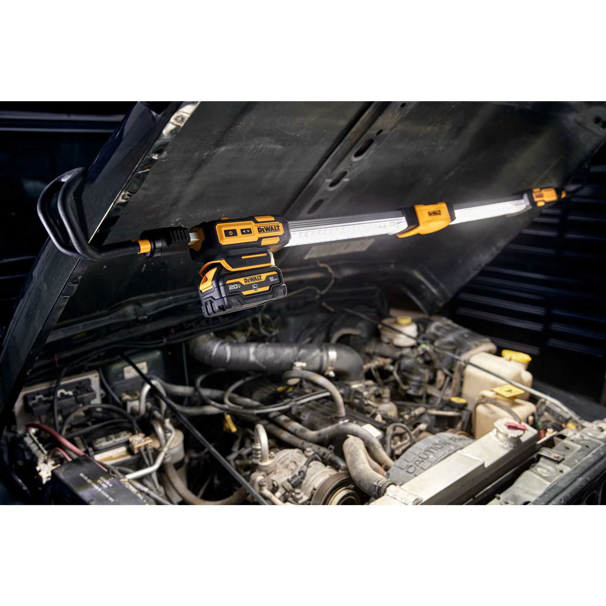 DeWalt 12V/20V MAX Cordless Hood Light - Tool Only - Image 9