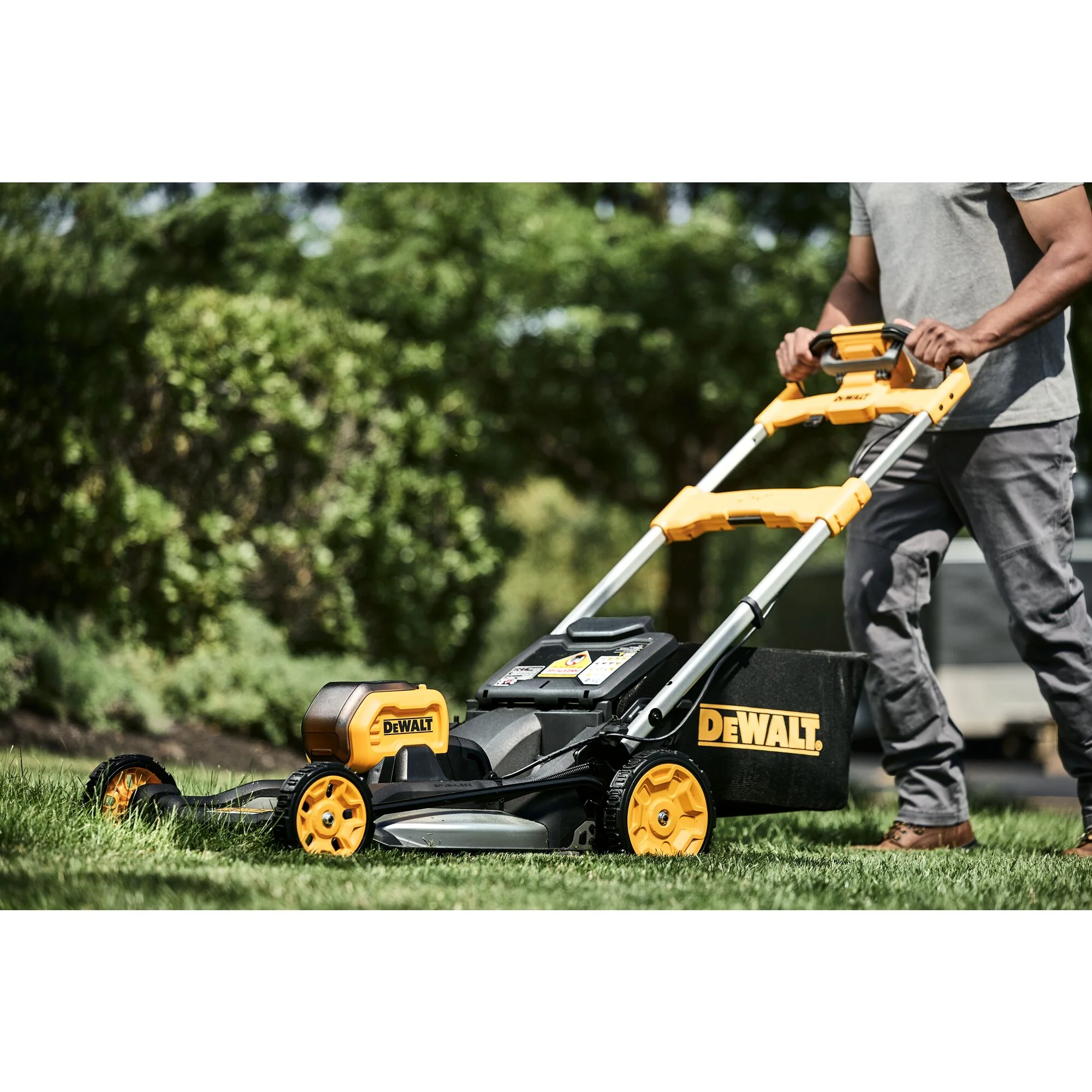 DeWalt 60V MAX Cordless Brushless RWD Self-Propelled Mower Kit - Image 10