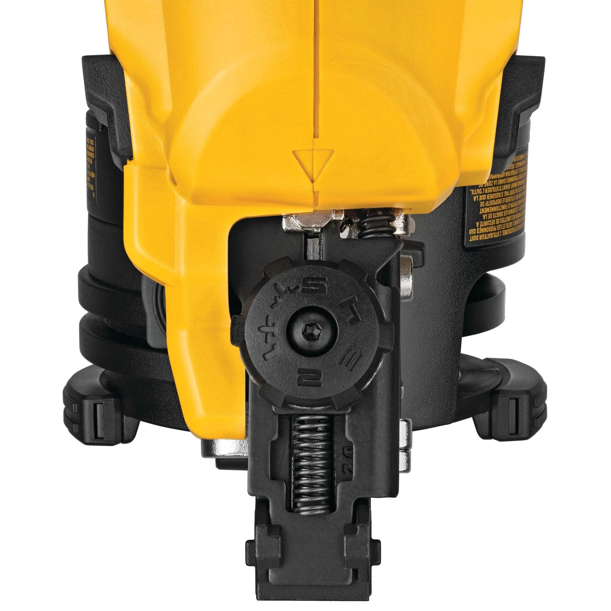 DeWalt 20V MAX 15° Cordless Coil Roofing Nailer Kit - Image 6